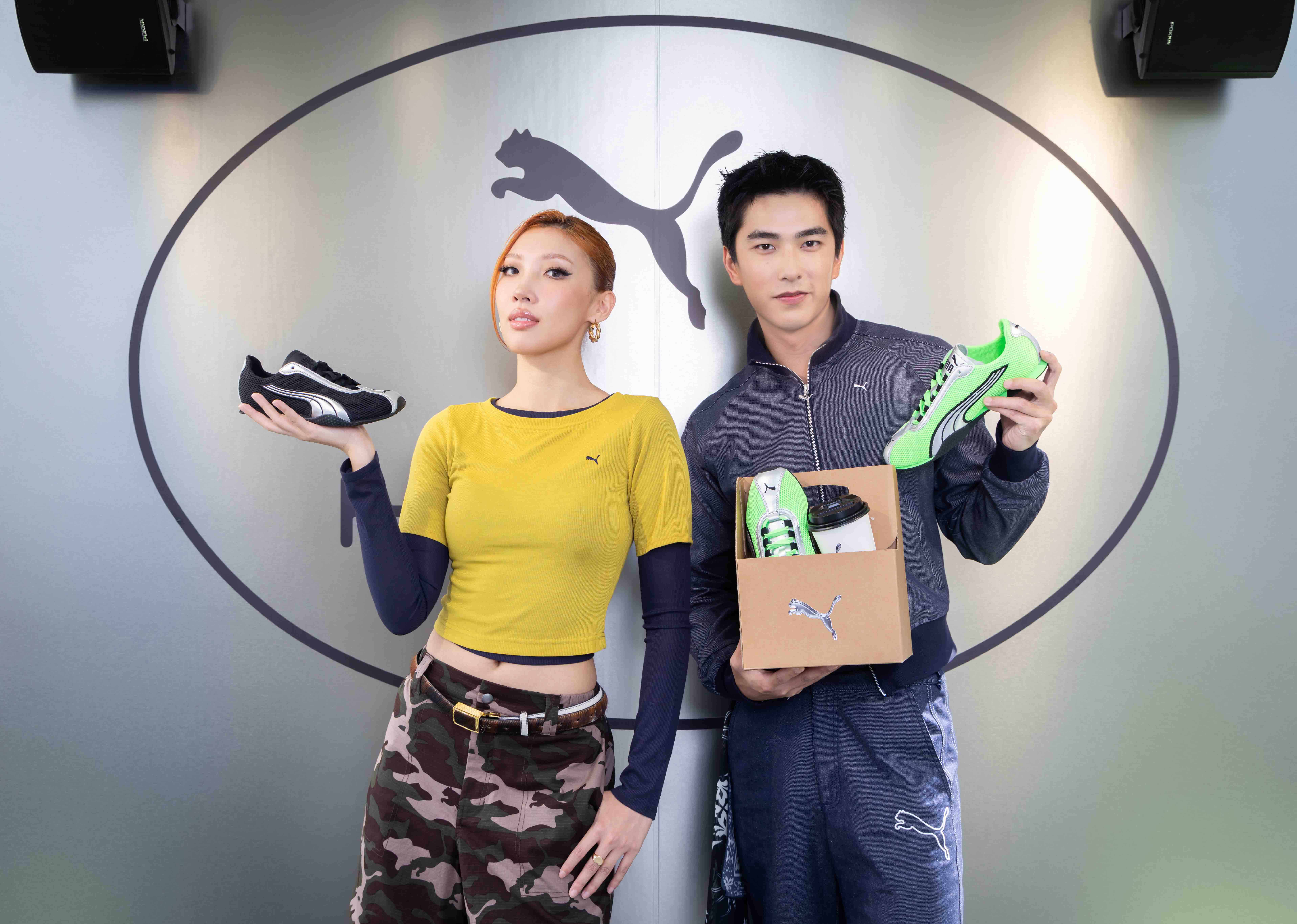 （左起）Karencici、曾敬驊出席「PUMA H-STREET潮流得來速」快閃店活動。（PUMA提供）
