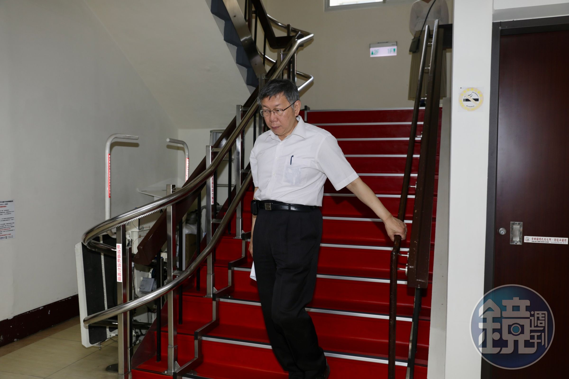 蔣萬安表示大巨蛋吃球白椅早在柯市府時期就安裝好,柯文哲一聽狂笑5秒。(本刊資料照)
