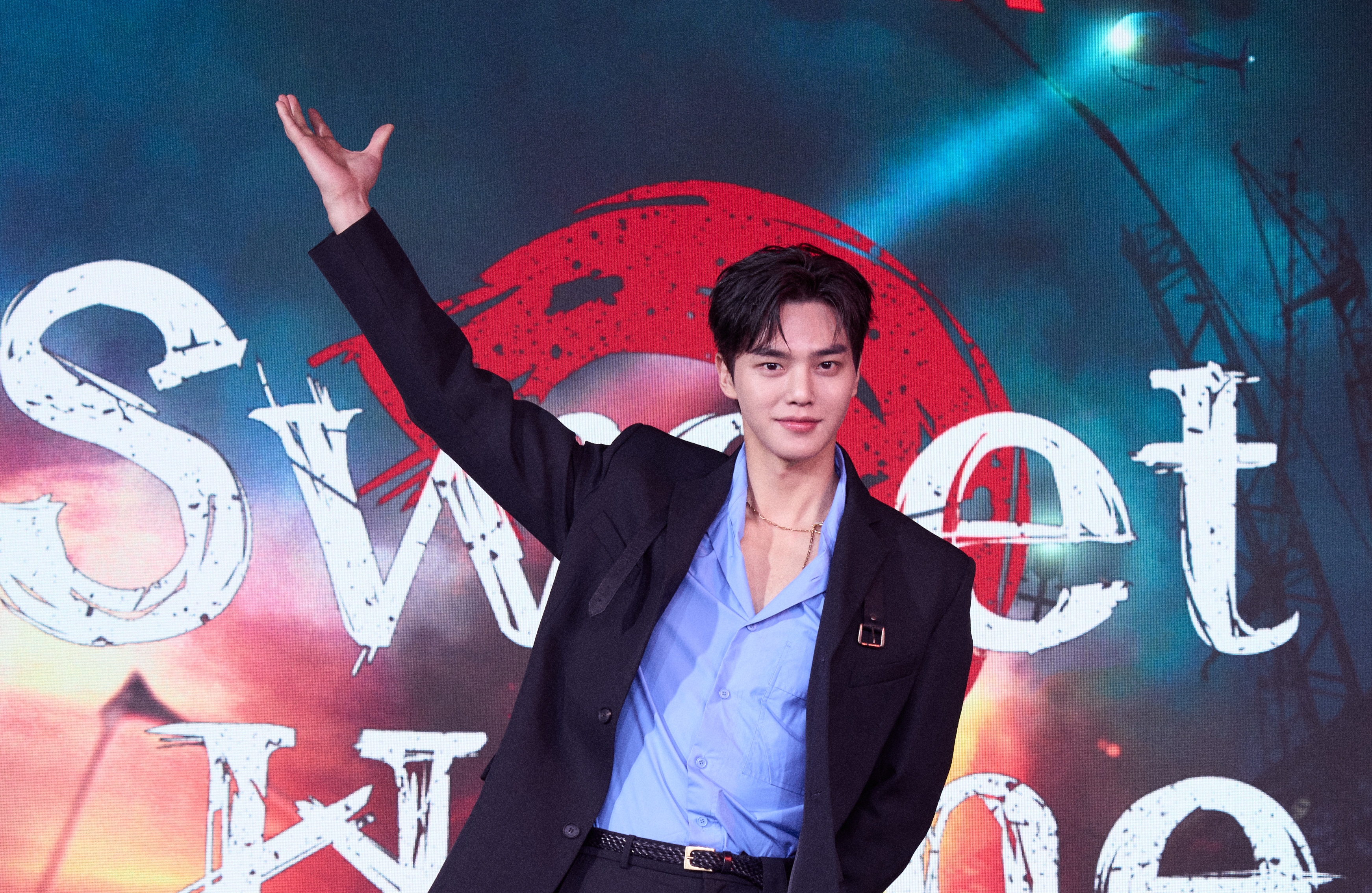 宋江在《Sweet Home》第2季有背部全裸場景,他說拍完整個人放飛了一半,要感謝導演的開導。(Netflix提供)