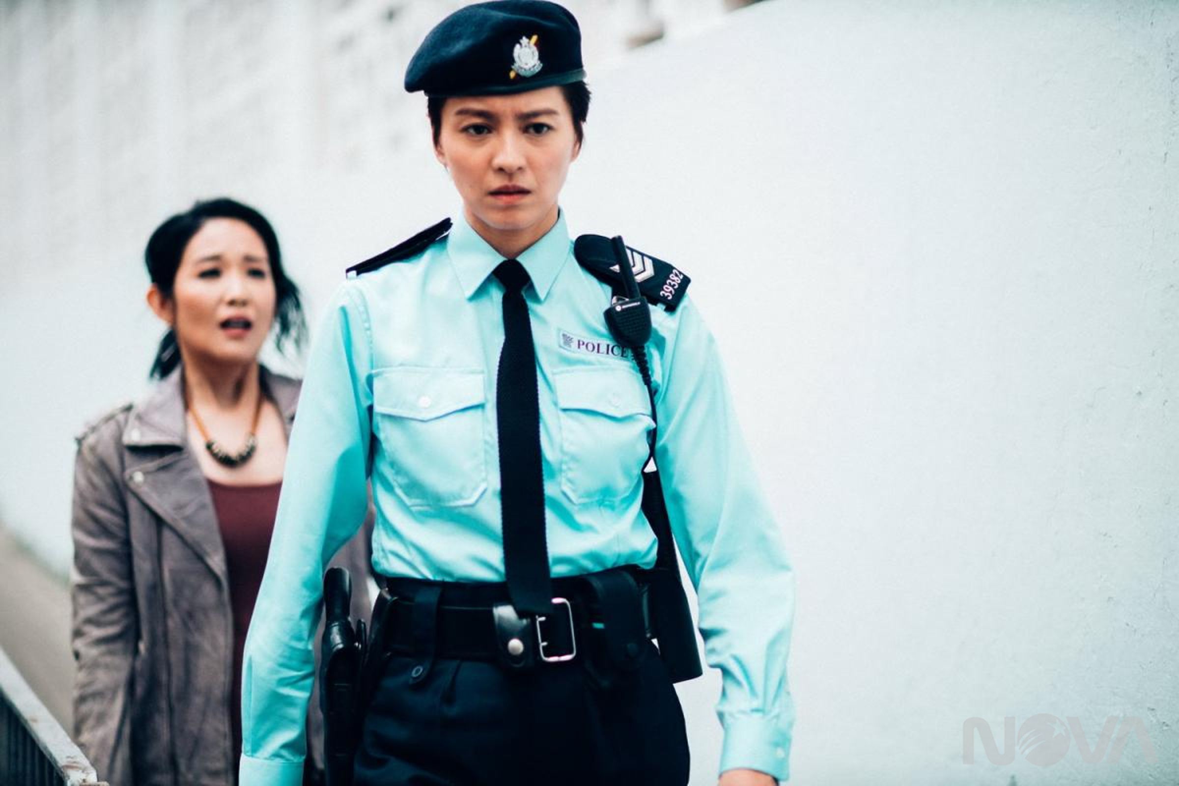 梁詠琪客串主演《恭喜八婆》,該片從籌備到開拍僅一個月,拍攝天數14天,並趕上隔年賀歲檔,速度驚人。(華映提供)