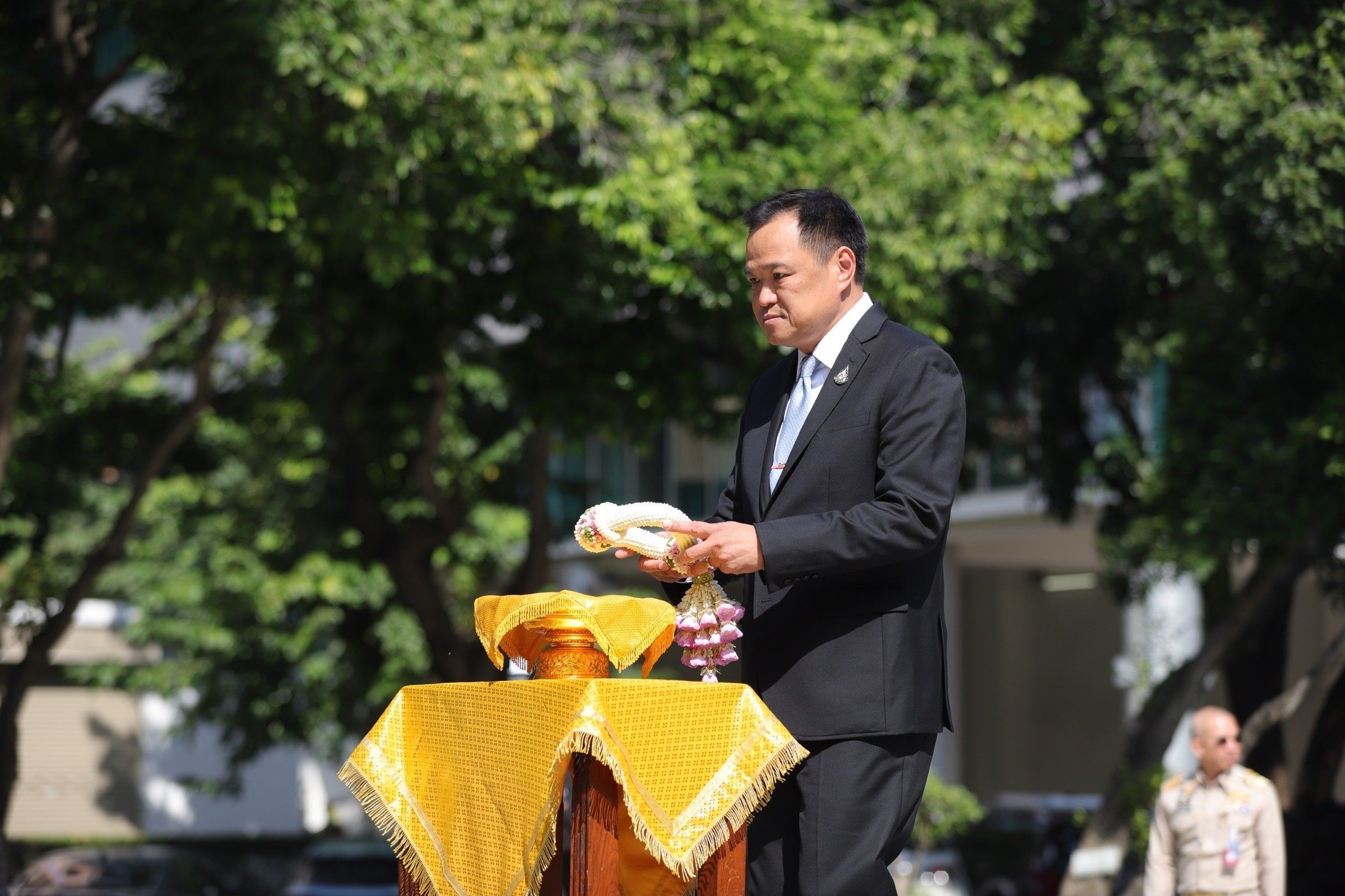 最大在野黨人民黨已表態「有條件支持」自豪泰黨黨魁阿努廷，使阿努廷聲勢大漲。（翻攝自@nstdathailand）