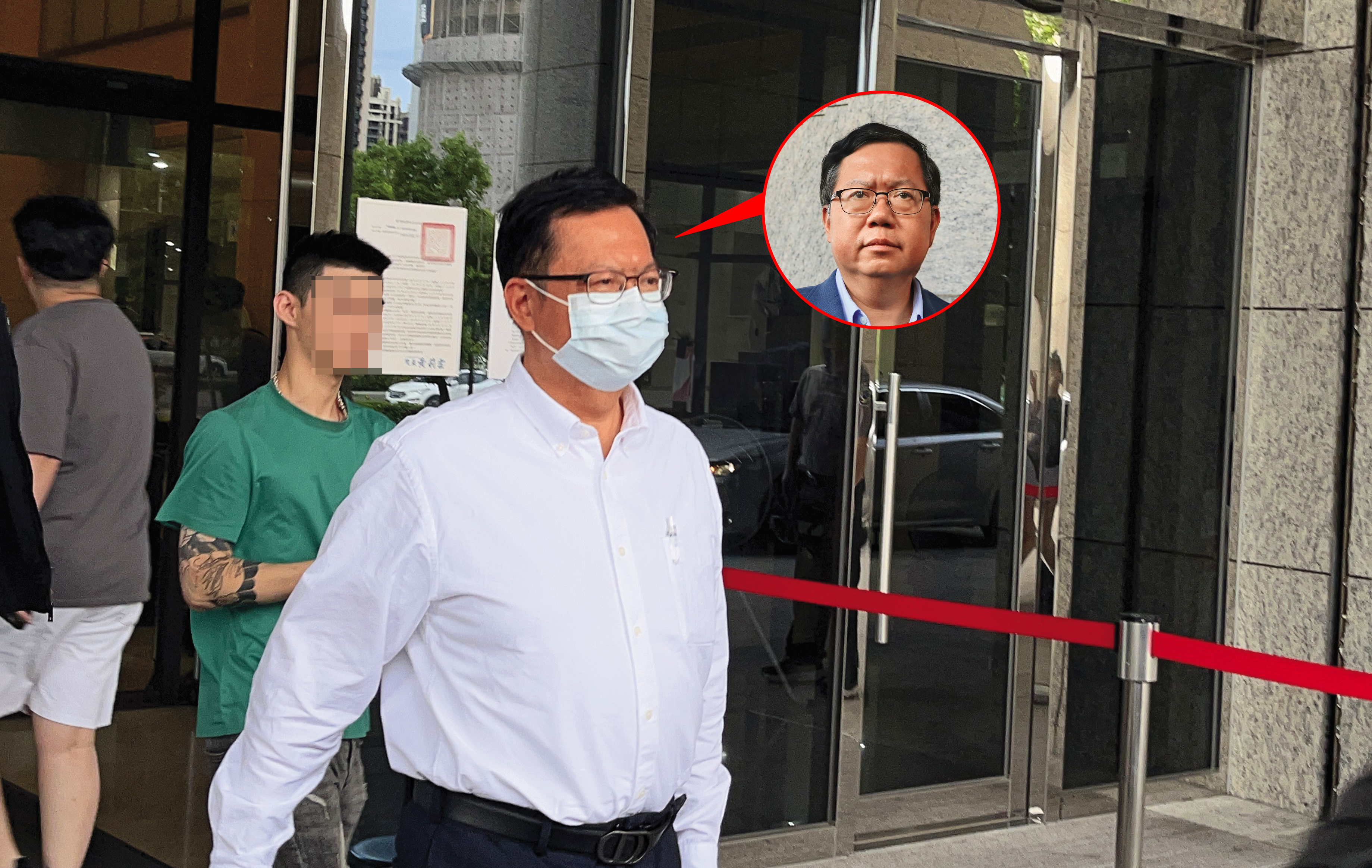 鄭文燦17日赴桃園地院勘驗會議錄音，他強調廖氏父子仍需取得全體地主同意才能進行開發，檢方對他有所誤解。（中央社）