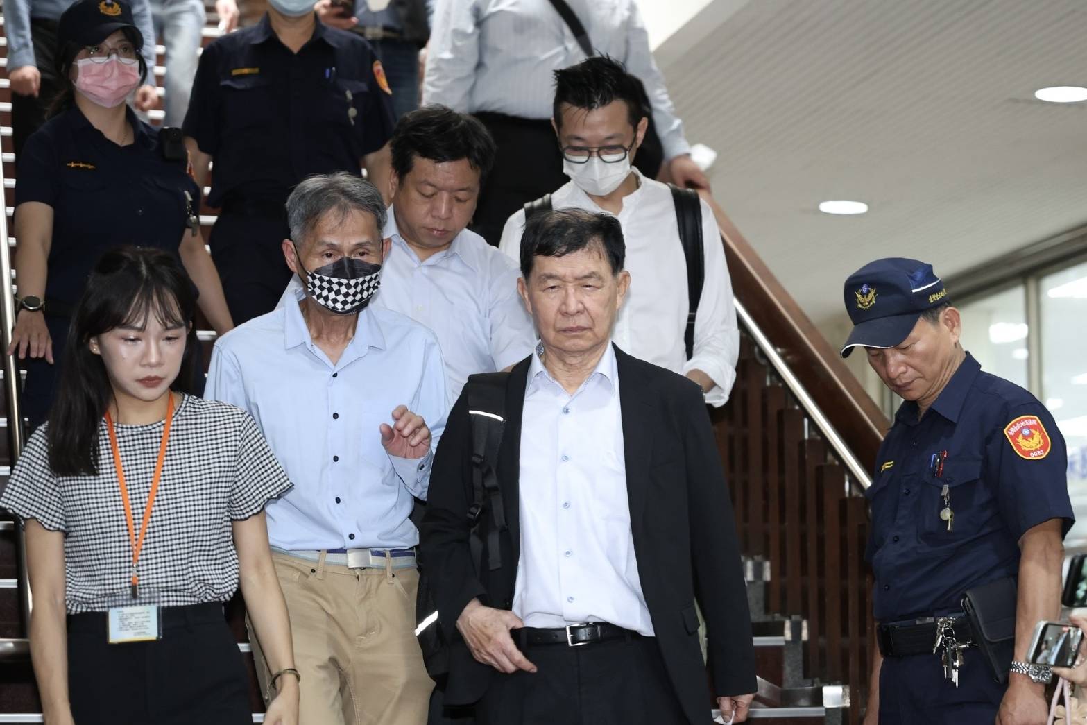 彭振聲捨棄到庭，他是否改口不認罪，法官將擇期開庭確認。（鏡報林煒凱）