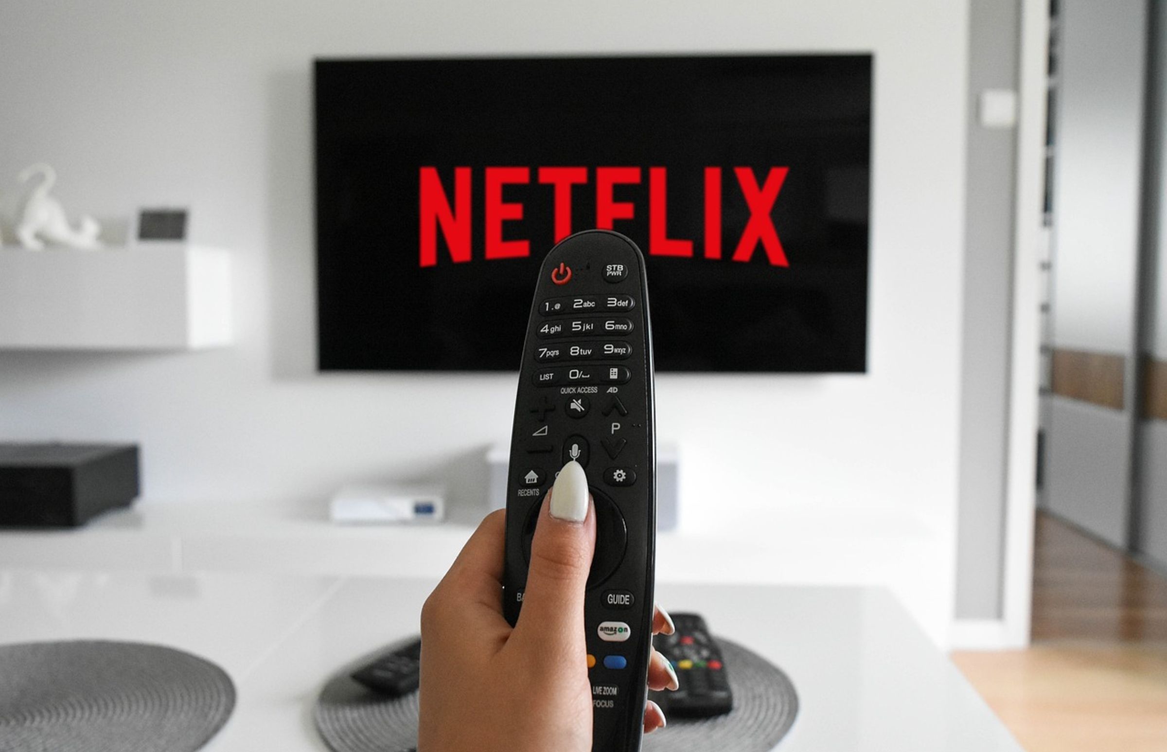 外媒推測Netflix將在歐、亞地區率先推出免費廣告方案。(示意圖,pixabay)