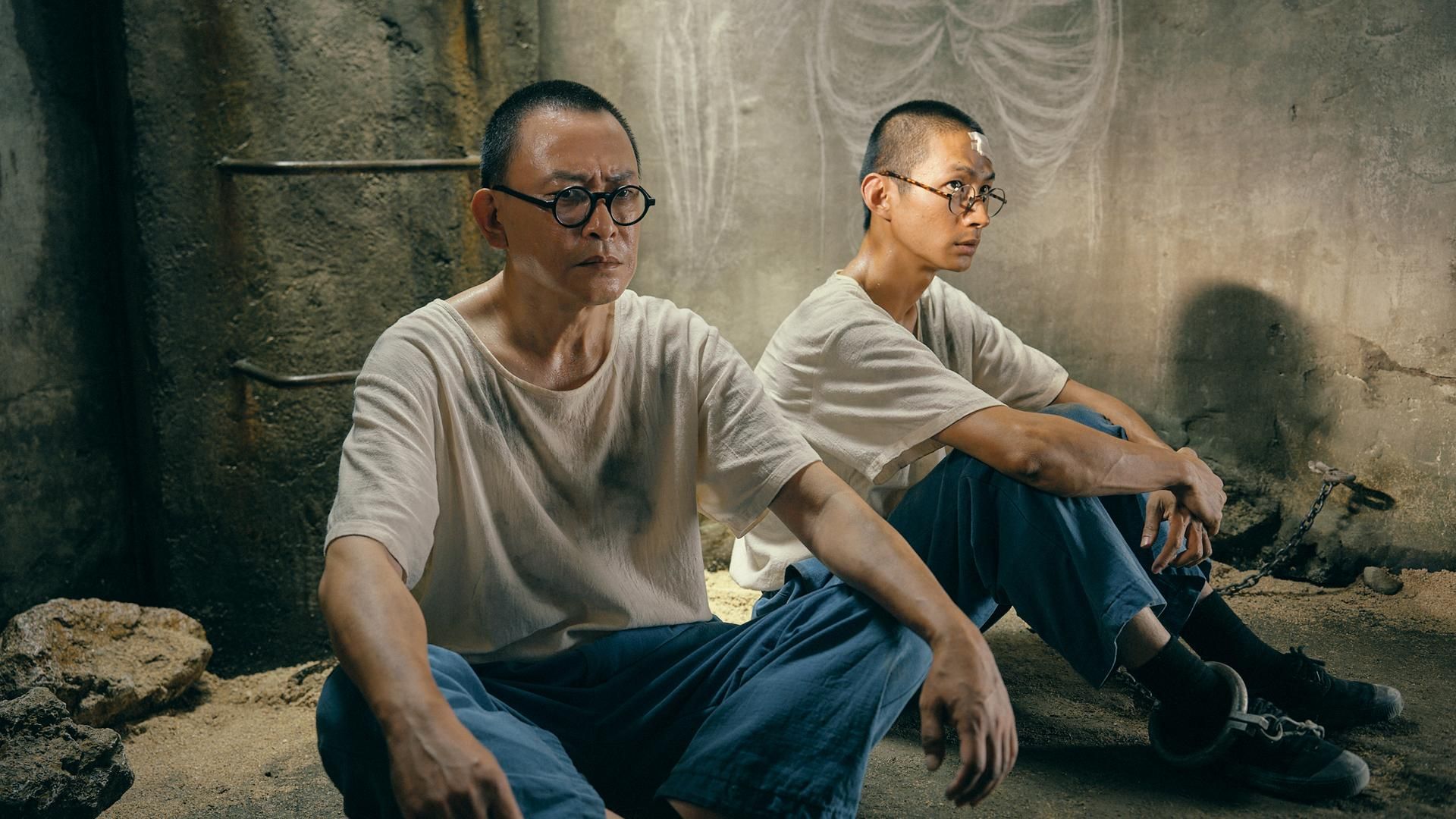王識賢(左)與黃河(右)主演的《星空下的黑潮島嶼》在紐約電視獎中表現亮眼。(客家電視台提供)