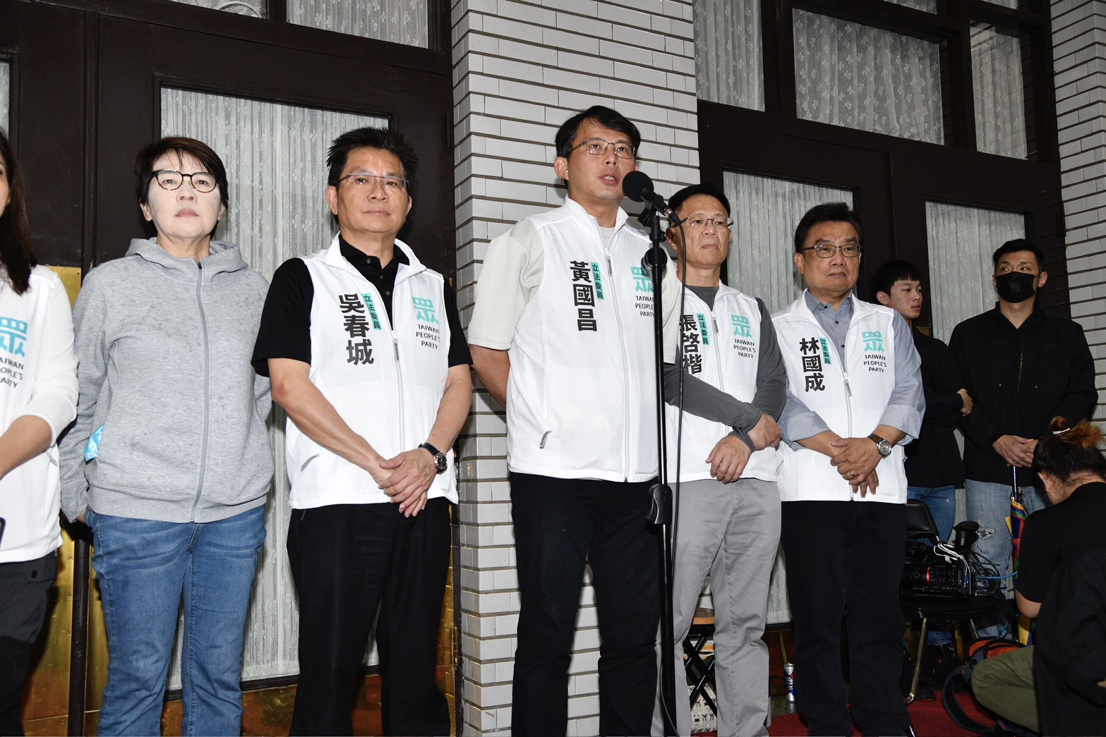 白委吳春城「壯世代」事件爆發後，民眾黨並未正面回應此事，引起綠委郭昱晴今不滿po文，直呼「拜託不要再雙標了！」（本刊資料照）