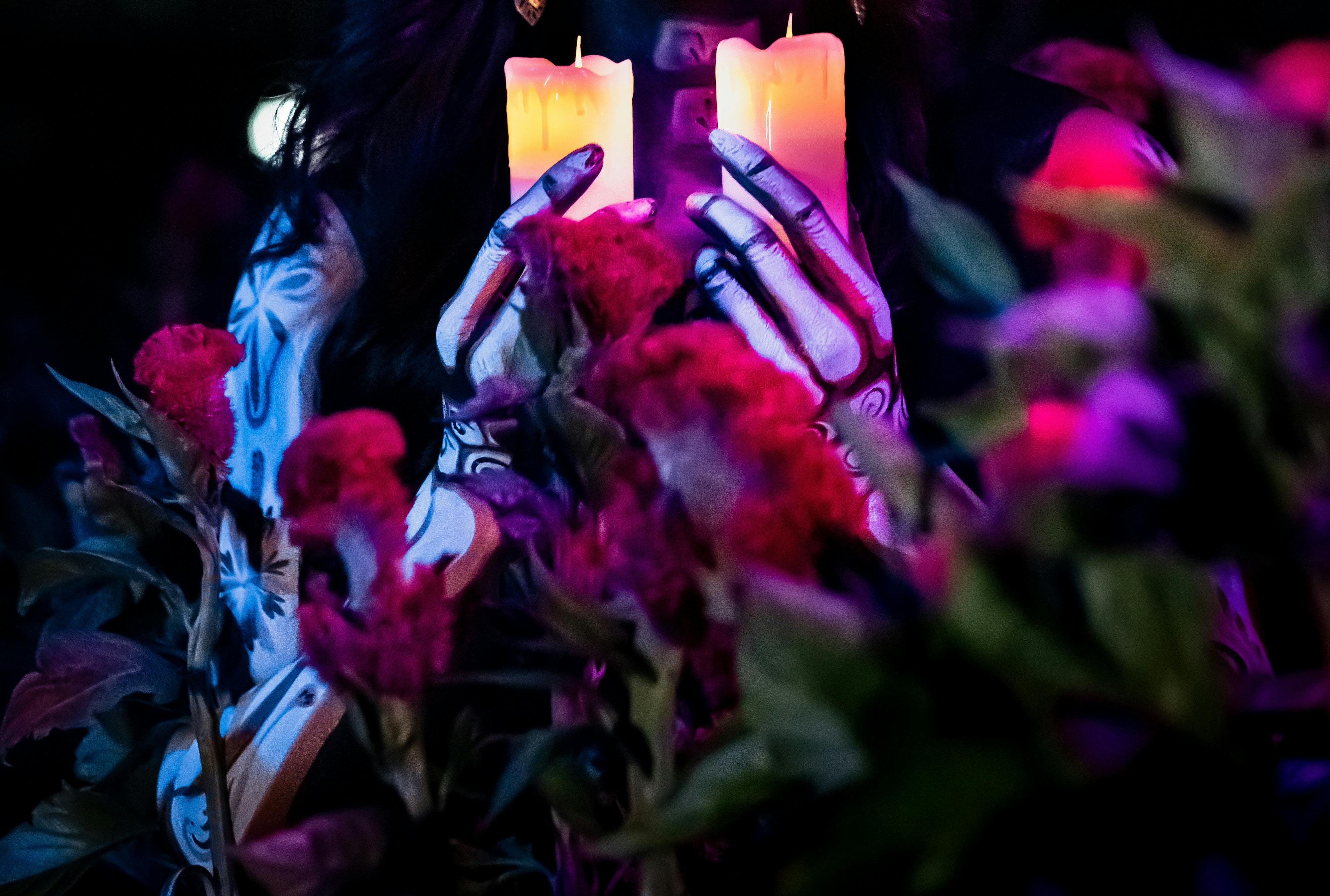 一名網友懷疑妹妹誤入邪教，行為詭異，甚至荒唐要求全家人「不准吃黃色食物」。示意圖，非當事人（pexels）