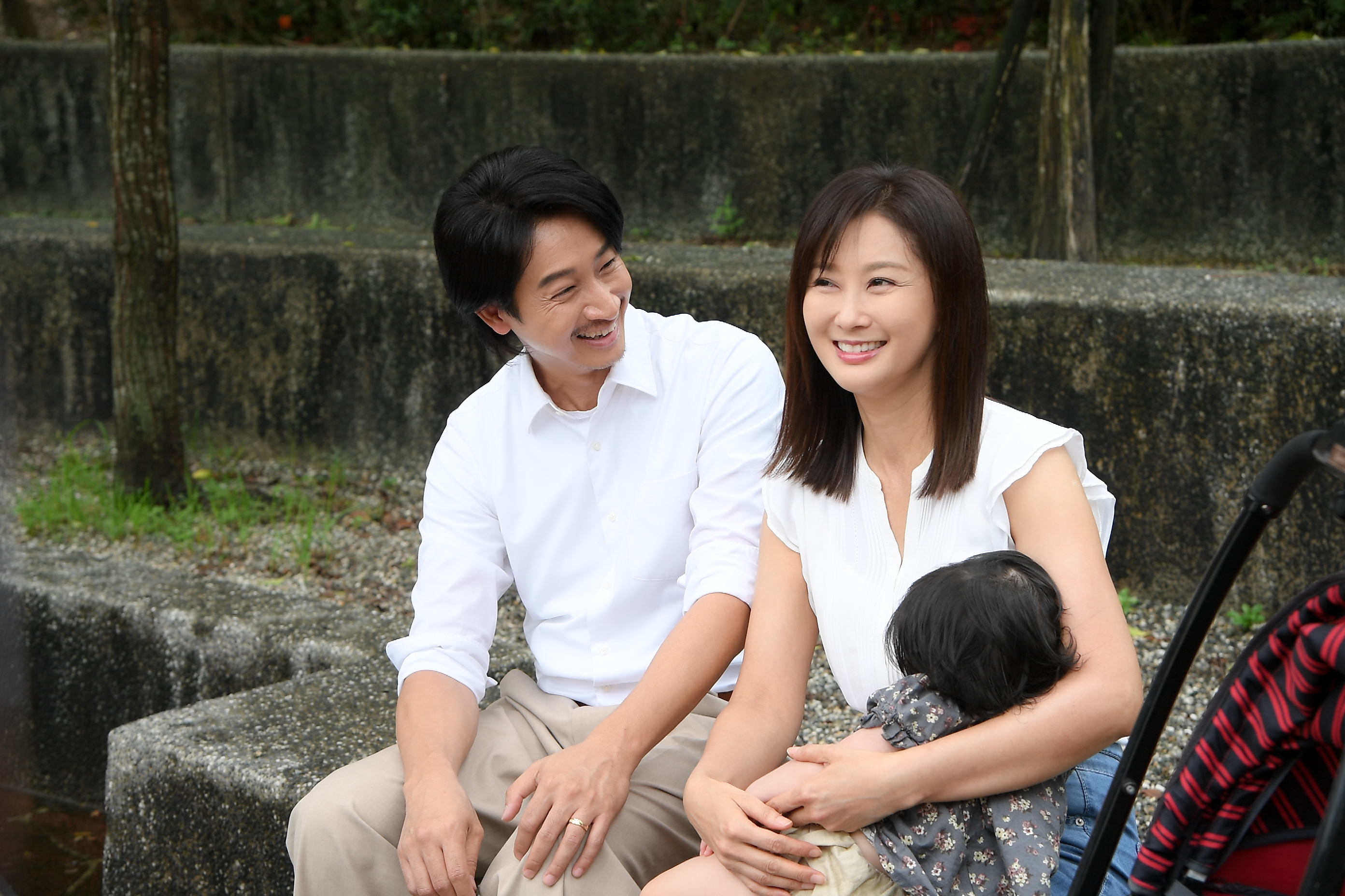 邱凱偉(Darren)特別演出近日受邀三立台灣台新八點檔《針線緣》與陳珮騏飾演恩愛夫妻。三立