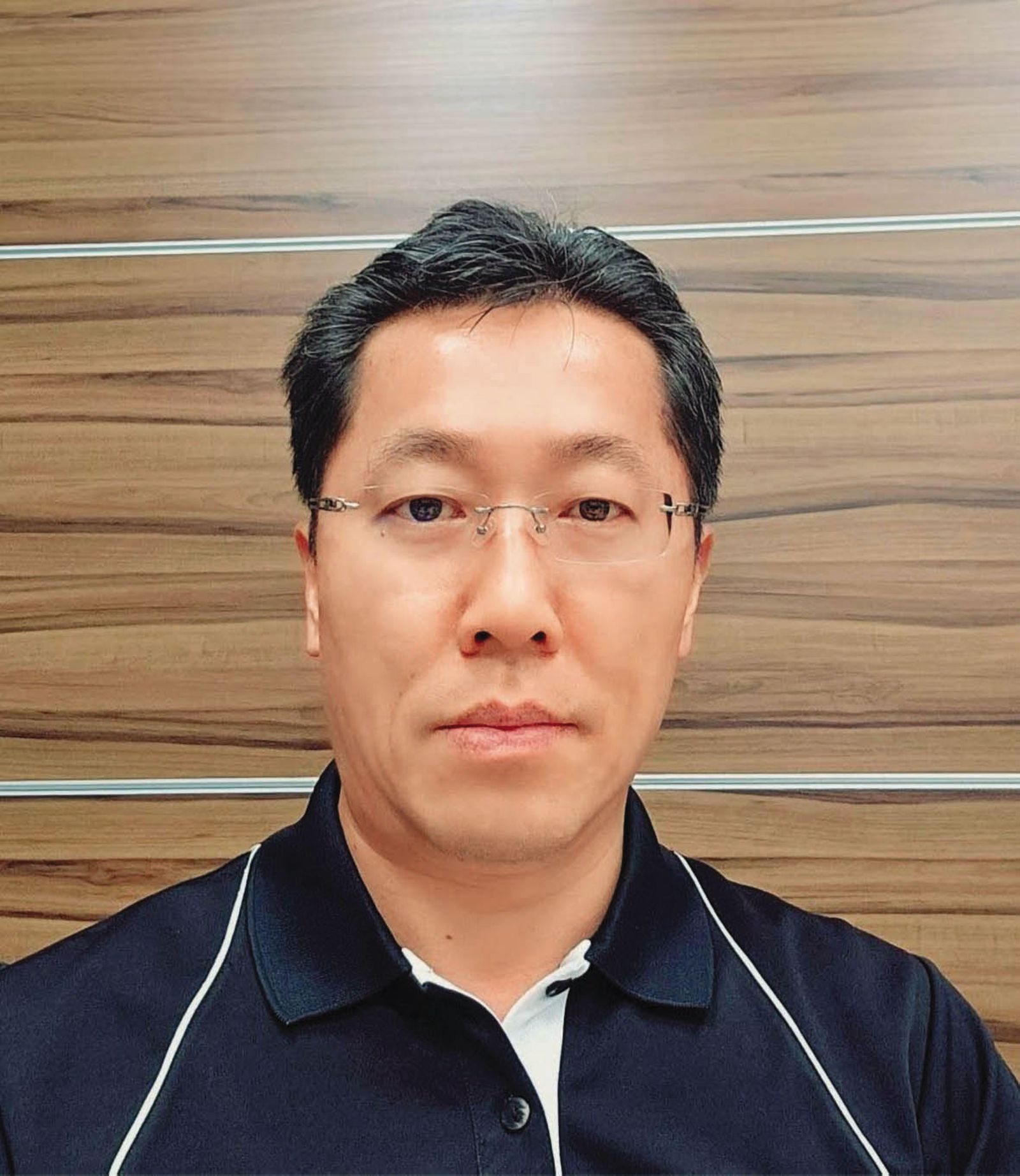 美超微台灣區業務經理張瑞滄涉盜賣輝達晶片，遭美方起訴後不知去向，生死成謎。（翻攝X）