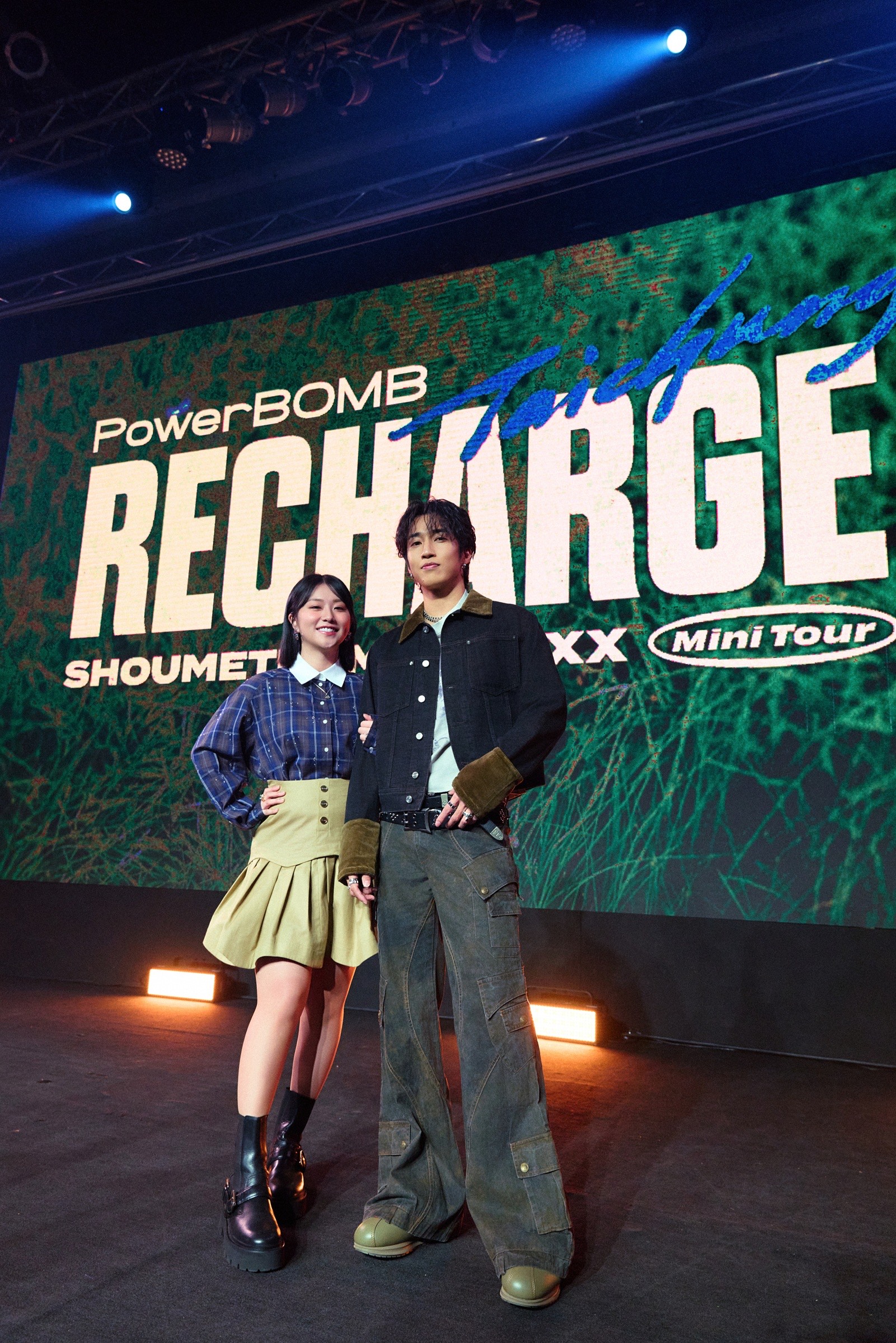 婁峻碩演唱會尾聲時驚喜合體老婆焦凡凡演唱。（伊弗龐金有限公司提供）