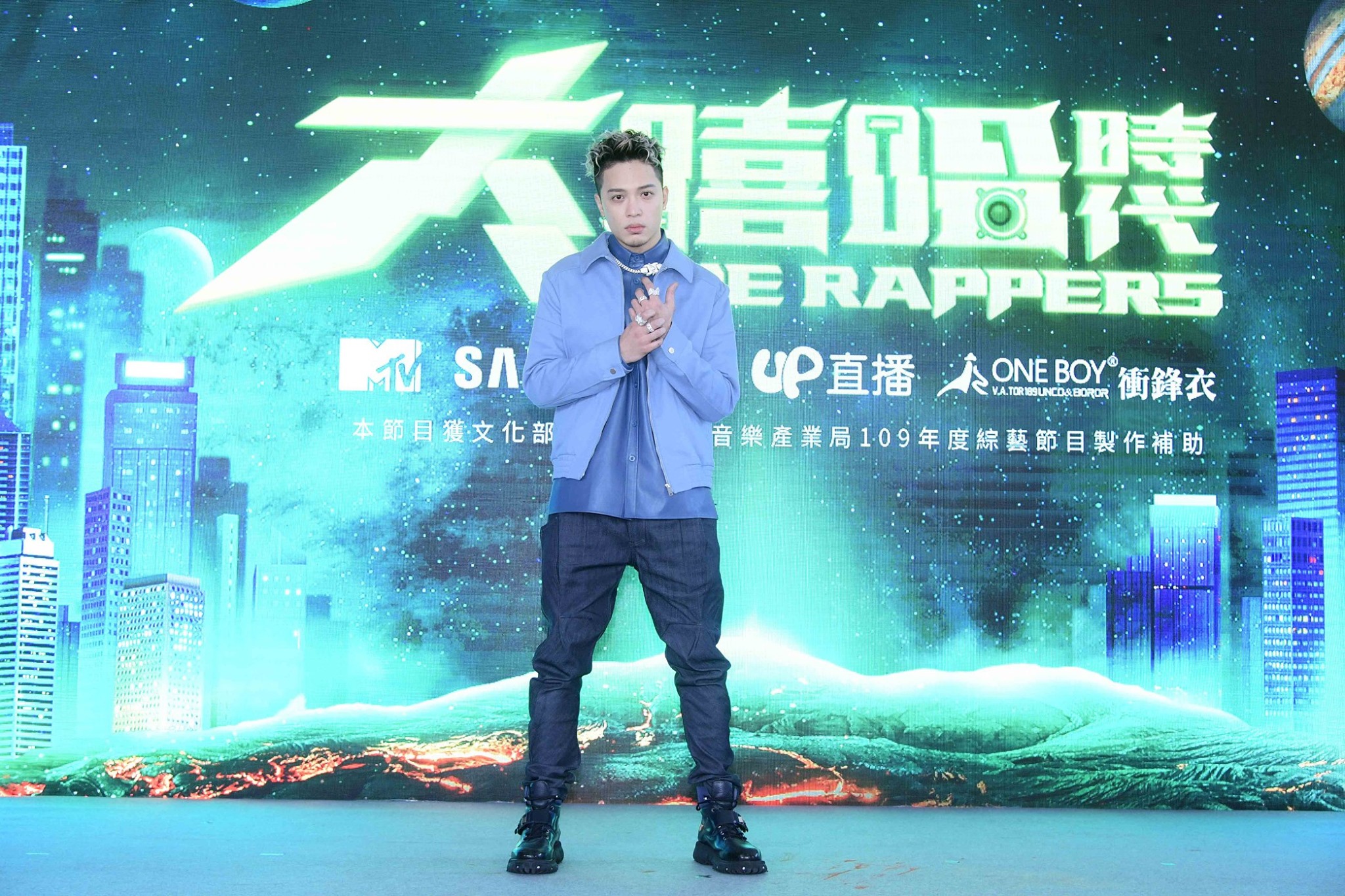 J.Sheon曾是《大嘻哈時代》的主持人。(翻攝自臉書)
