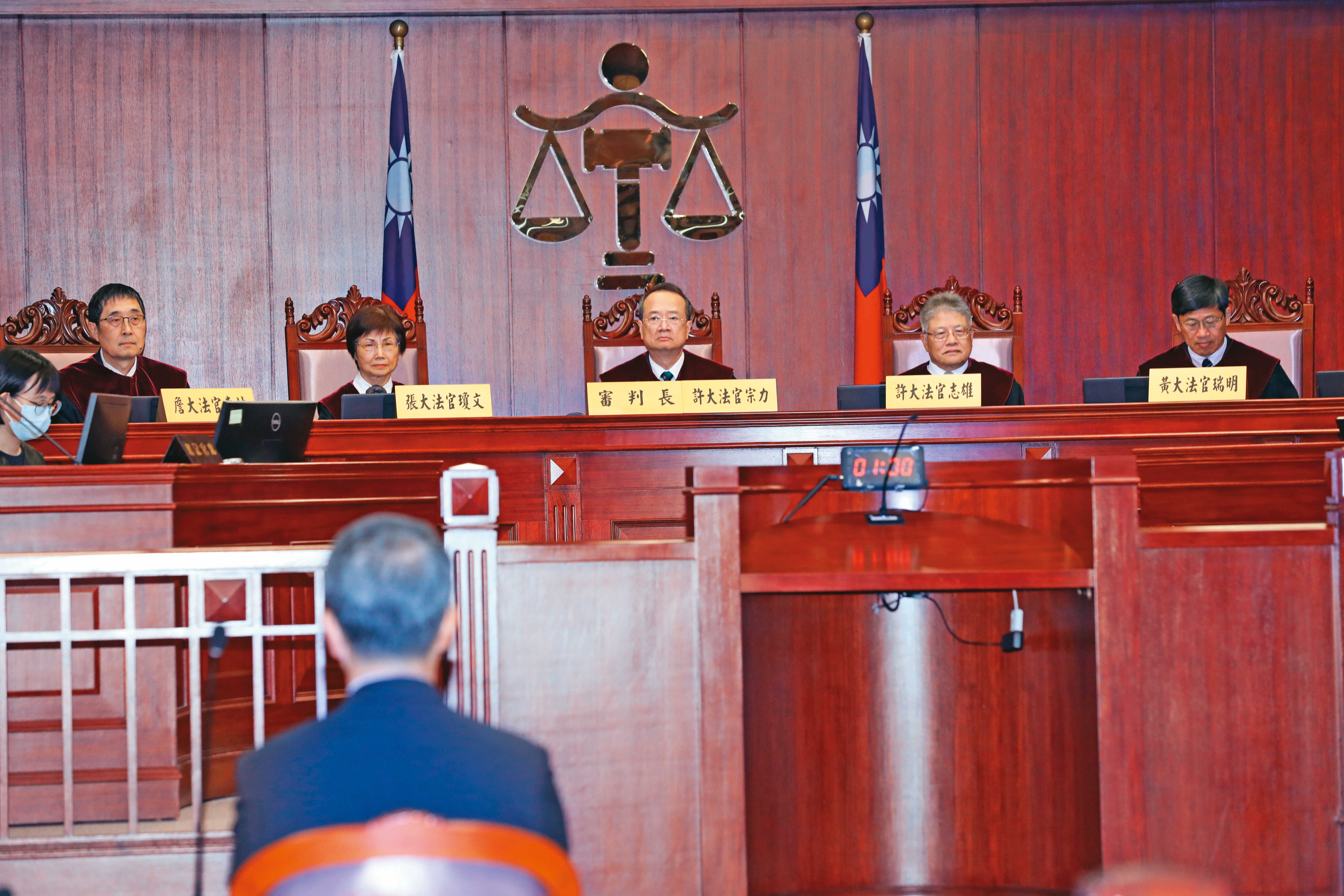 針對民進黨立院黨團提出《憲法訴訟法》修正案釋憲聲請，大法官經內部評議後，受理此案，已正式進入審查階段。（本刊資料照）