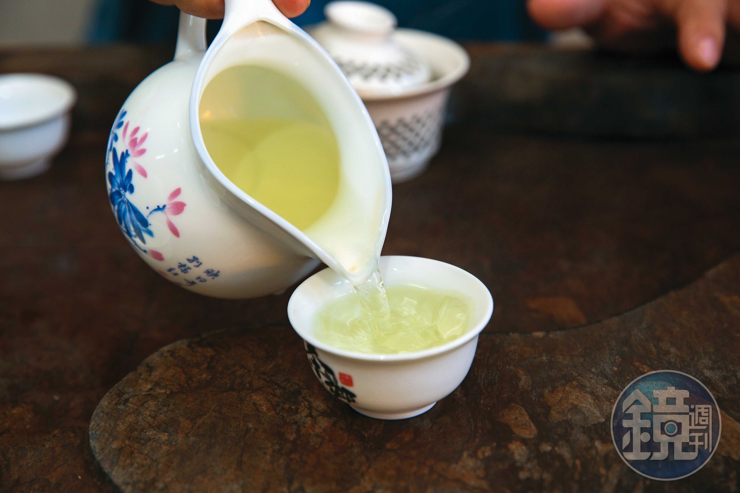 碧螺春喝起來鮮活爽口，淡苦不澀，是綠茶中的極品，不過綠茶得趁鮮喝，保鮮期1年。