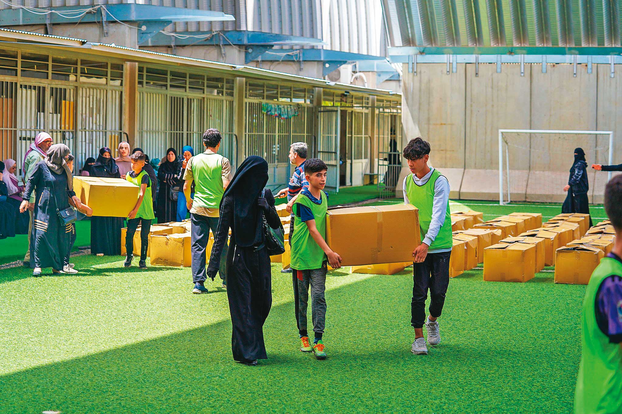 土耳其台灣中心成立後，協助土、敘難民並發送物資給需要者，屢獲國際建築獎肯定，未料卻遭爆善款流向爭議。（翻攝台灣雷伊漢勒世界公民中心臉書）