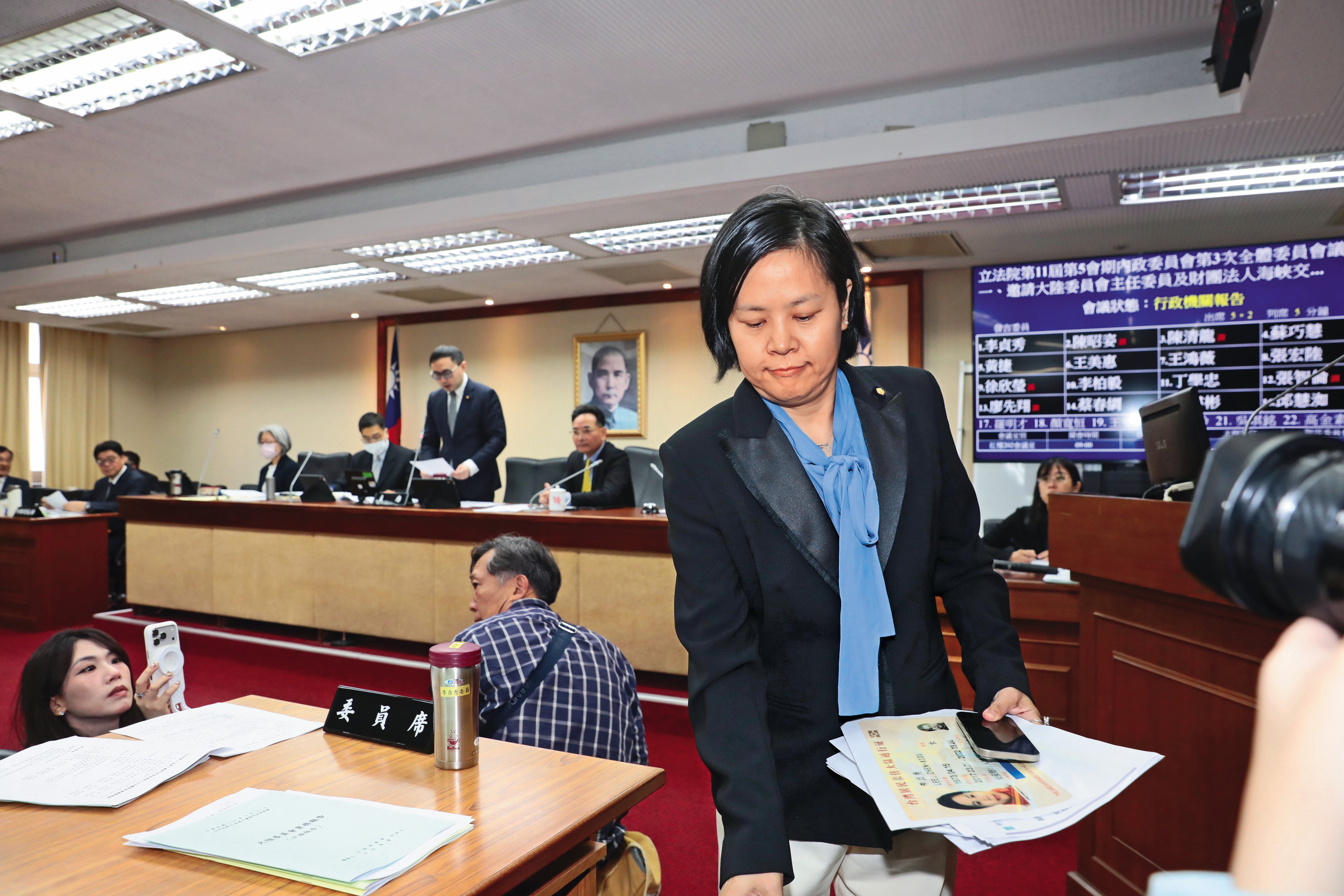 李貞秀近日爭議不斷，但她仍態度強硬，不肯退黨下台，稱：「只有柯文哲能決定我的去留。」（鏡報林煒凱）