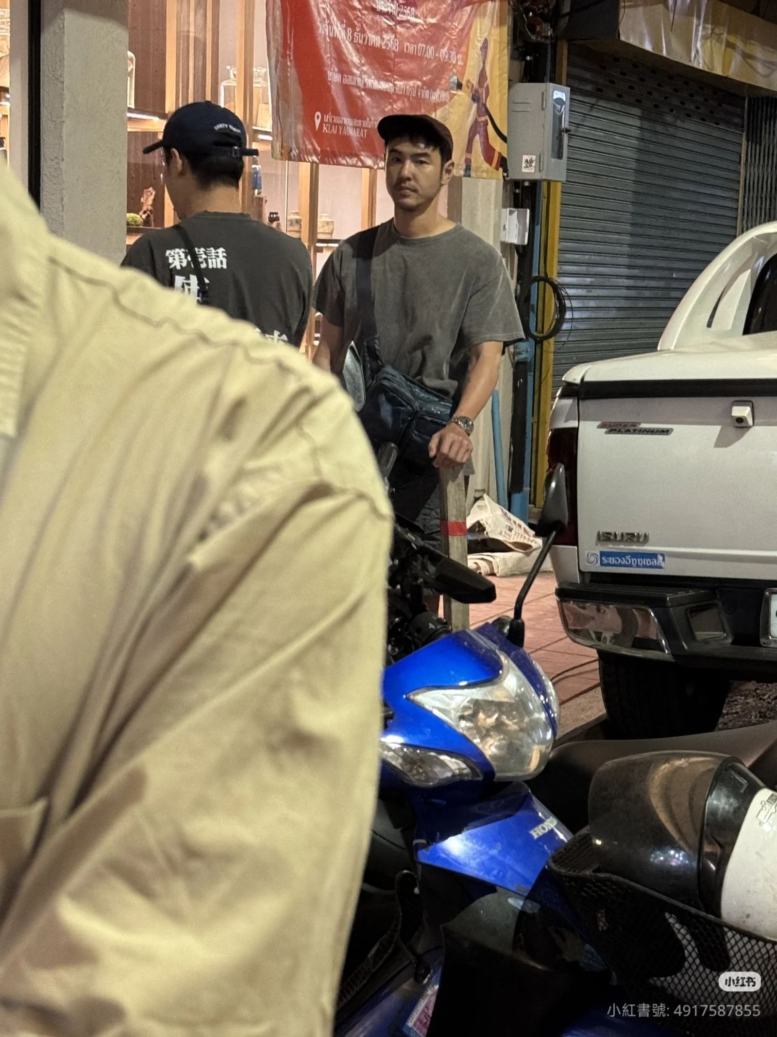 8號晚間阮經天還在曼谷被網友遇見，9號下午已現身首爾。（翻攝自小紅書）