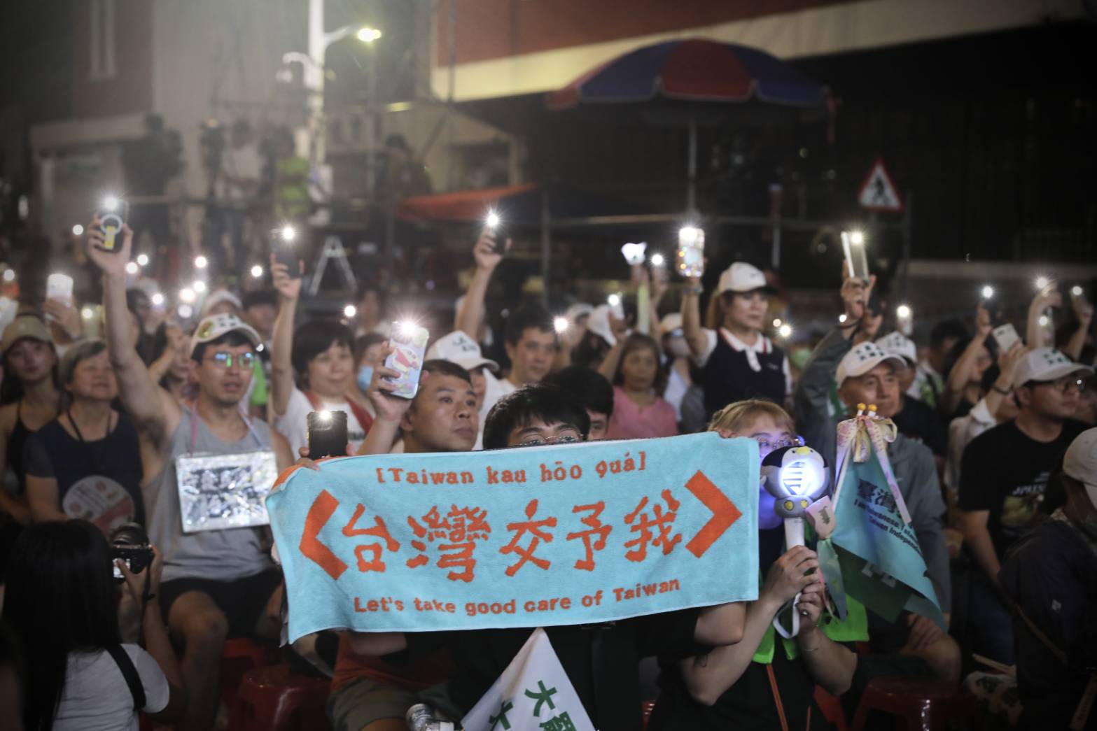 導演王小棣向遭提罷免的立委喊話:「希望你們的黨能夠因為你們而進步。」(圖為7/26的台北罷團)