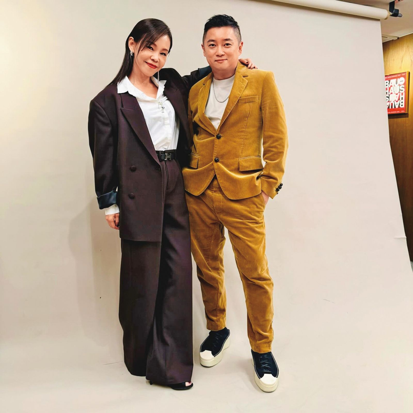 左光平（右）成為彭佳慧（左）的新經紀人，兩人既是好友，也曾在專輯《大齡女子》中合作。（翻攝自左光平IG）