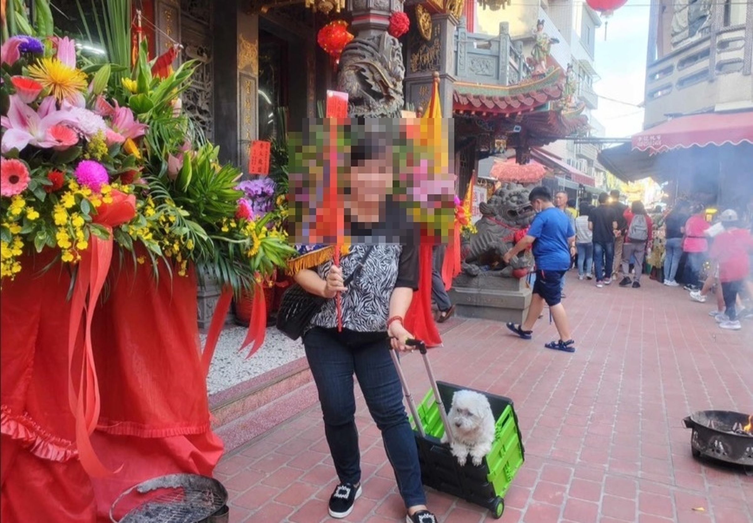 林女在彰化某氣功協會擔任教練，自稱會通靈。（讀者提供）