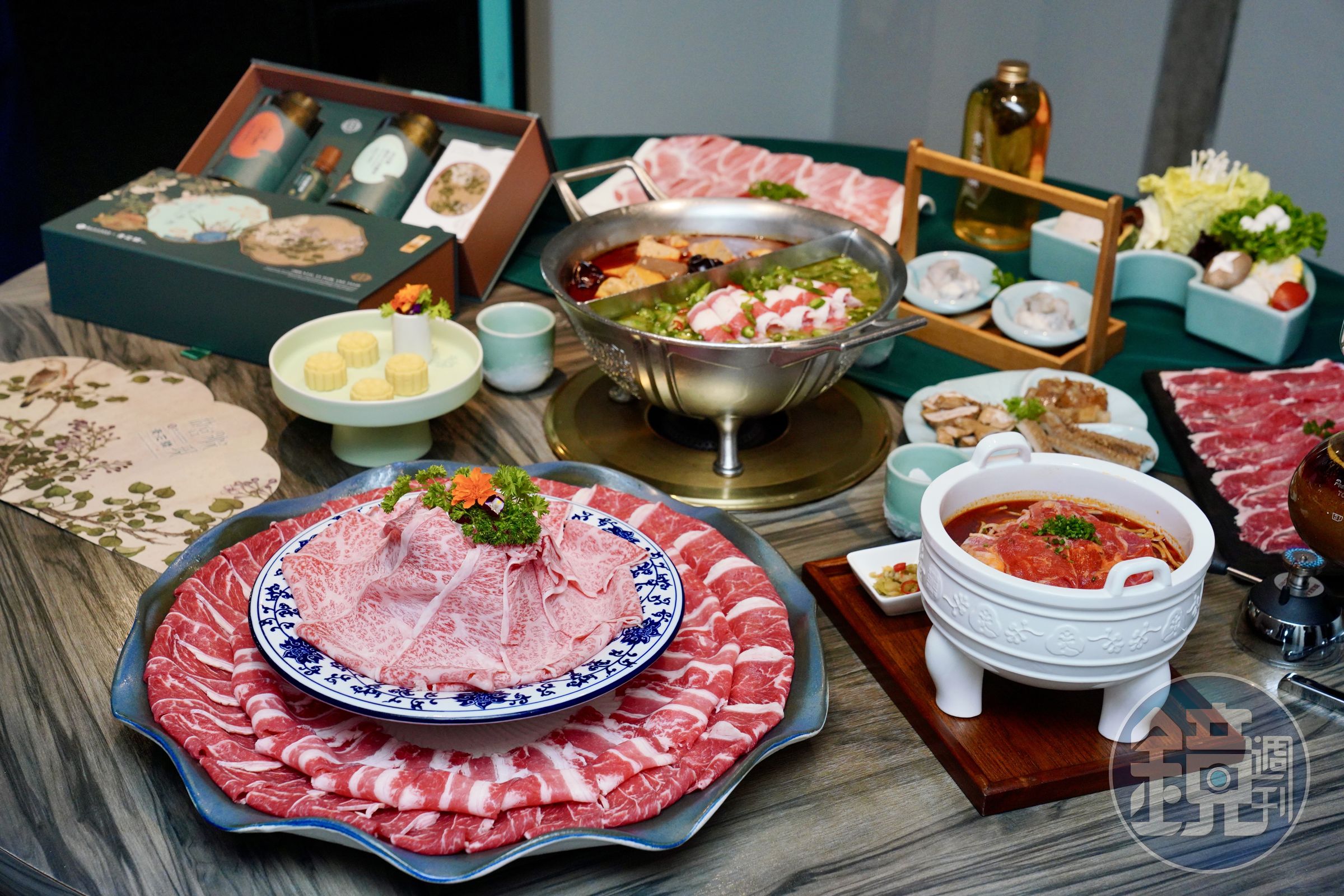 青花驕麻辣鍋二度與故宮展開聯名活動，打造視覺、味覺的多重饗宴。