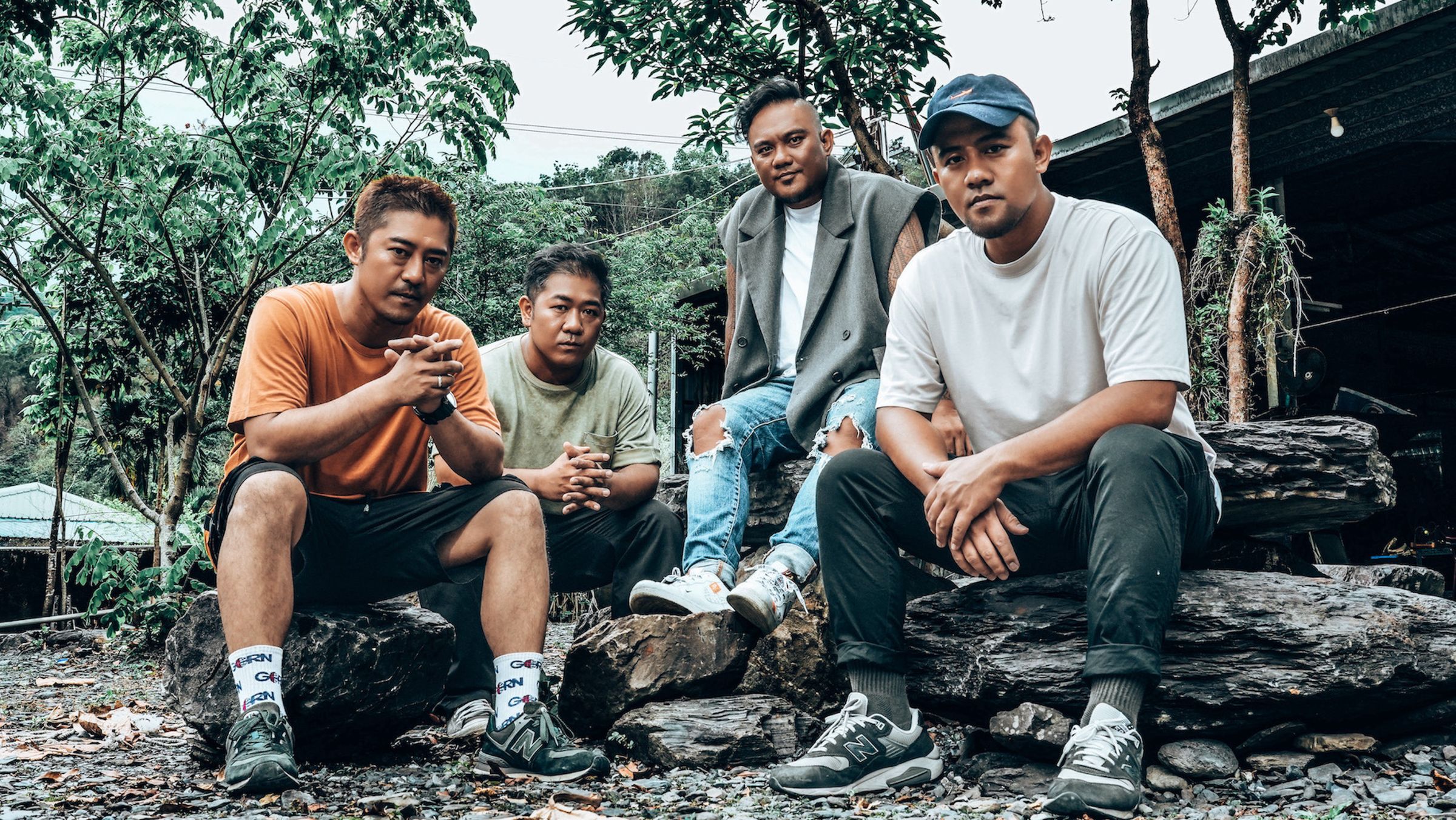 山產樂團依序為：鼓手Mudi、吉他手Giljegirau、主唱嵐豹及貝斯手Kui。（湧承多媒體）