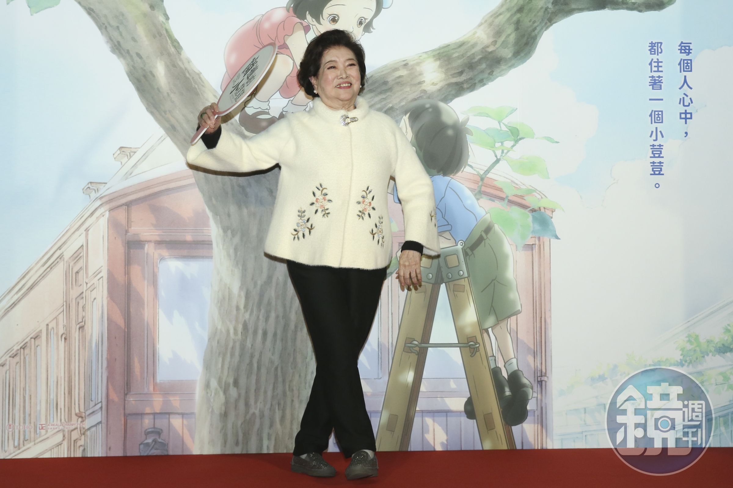 陳淑芳獻聲童書原作者黑柳徹子，以旁白貫穿全片。