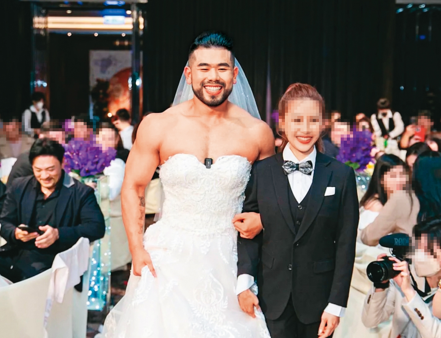 PEETA葛格（左）與前妻Alisa（右）的婚禮風光，但夫妻關係很快結束，而且似乎沒像原本以為的如此和平分手。（翻攝自PEETA葛格臉書）