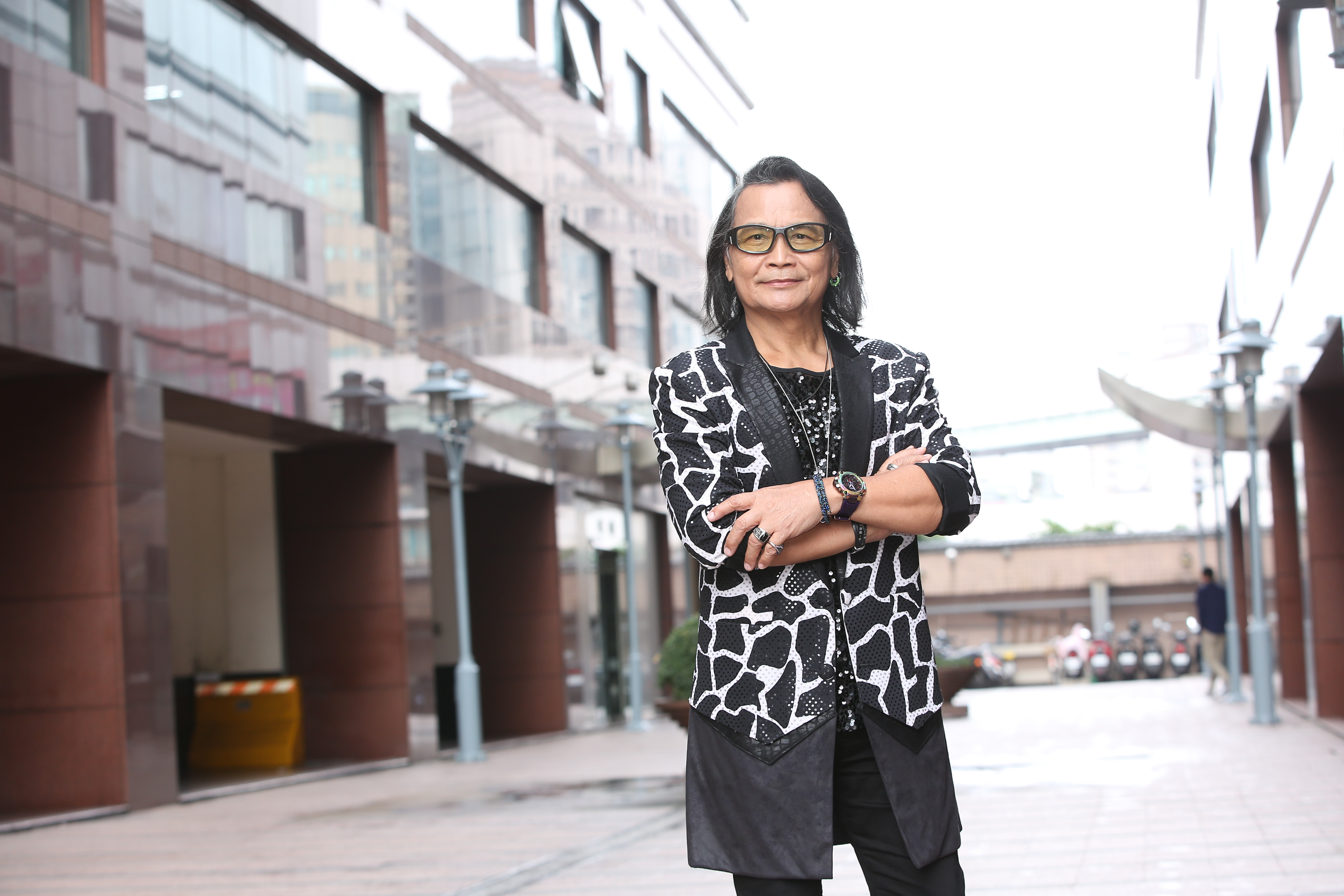 68歲的沈文程將於12月9日在高雄流行音樂中心舉辦《國際沈文程日 十二月九彼下暗》巡迴演唱會。