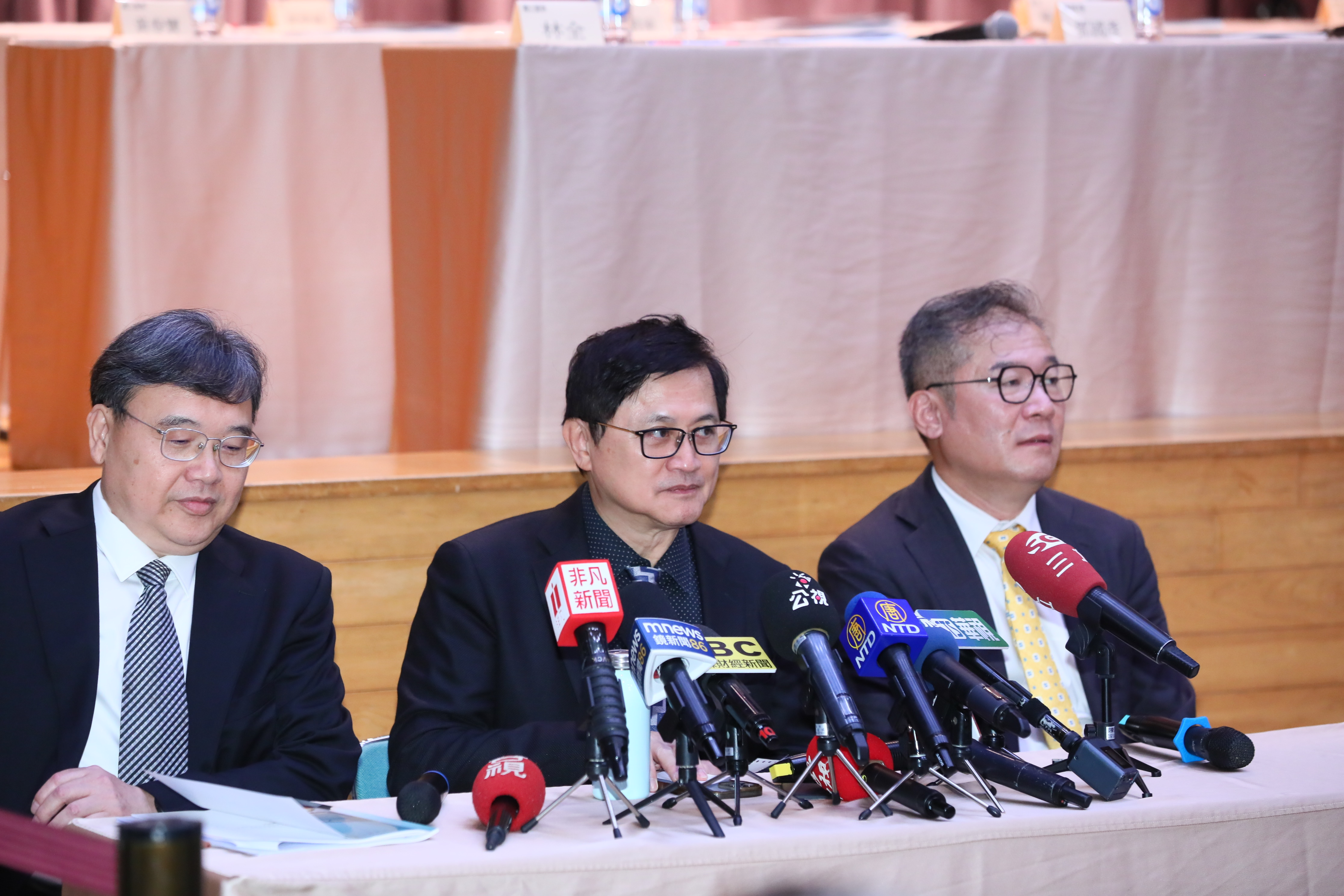 和碩董事長童子賢鼓勵核綠共存，呼籲各界不要因為發展綠能就排斥核能。