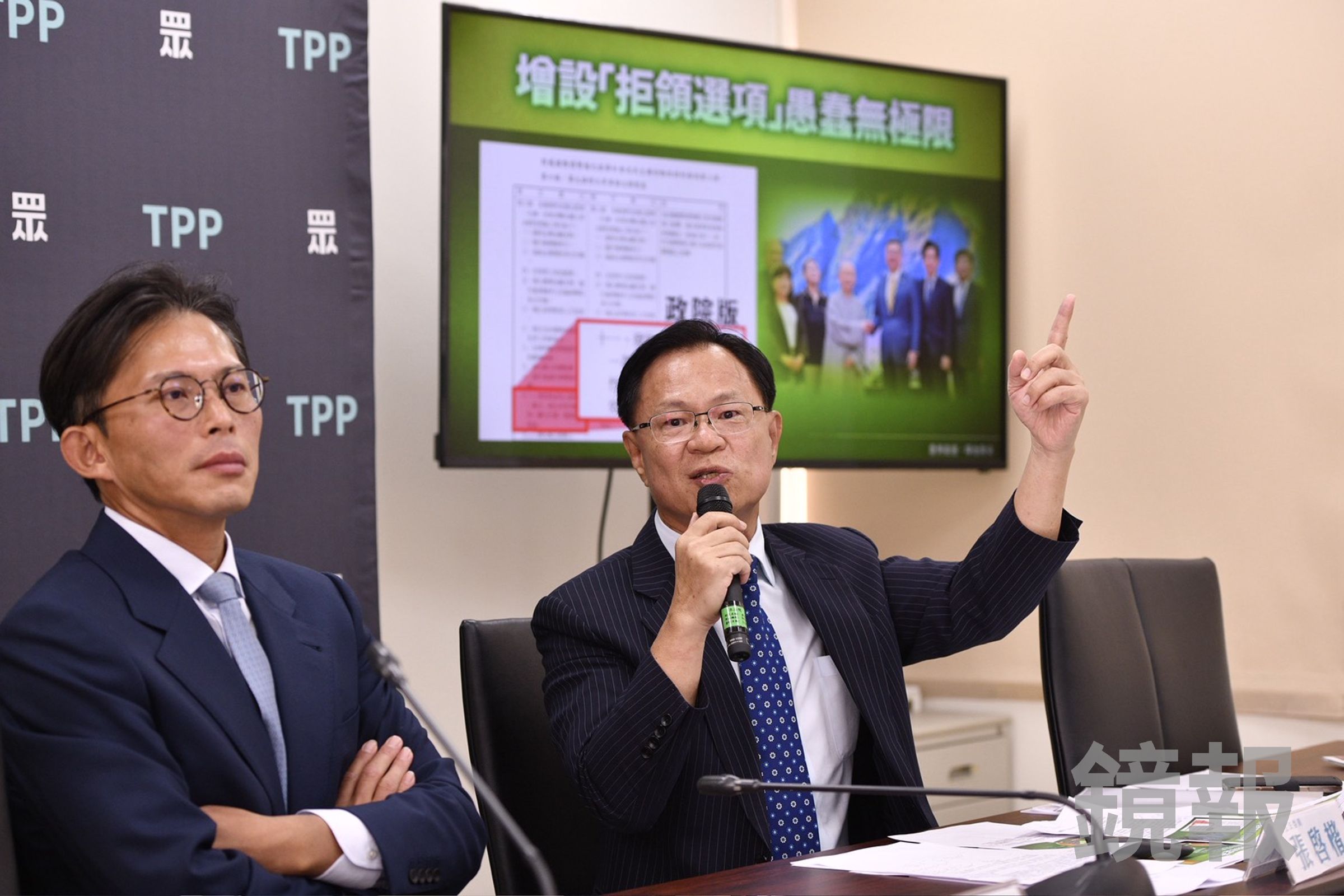 張啓楷今警告,若不悔改,7日就會提復議案,將違法的明年度預算案推回,同時也控行政院長卓榮泰瀆職,稱已向法務部告發。(攝影李智為)