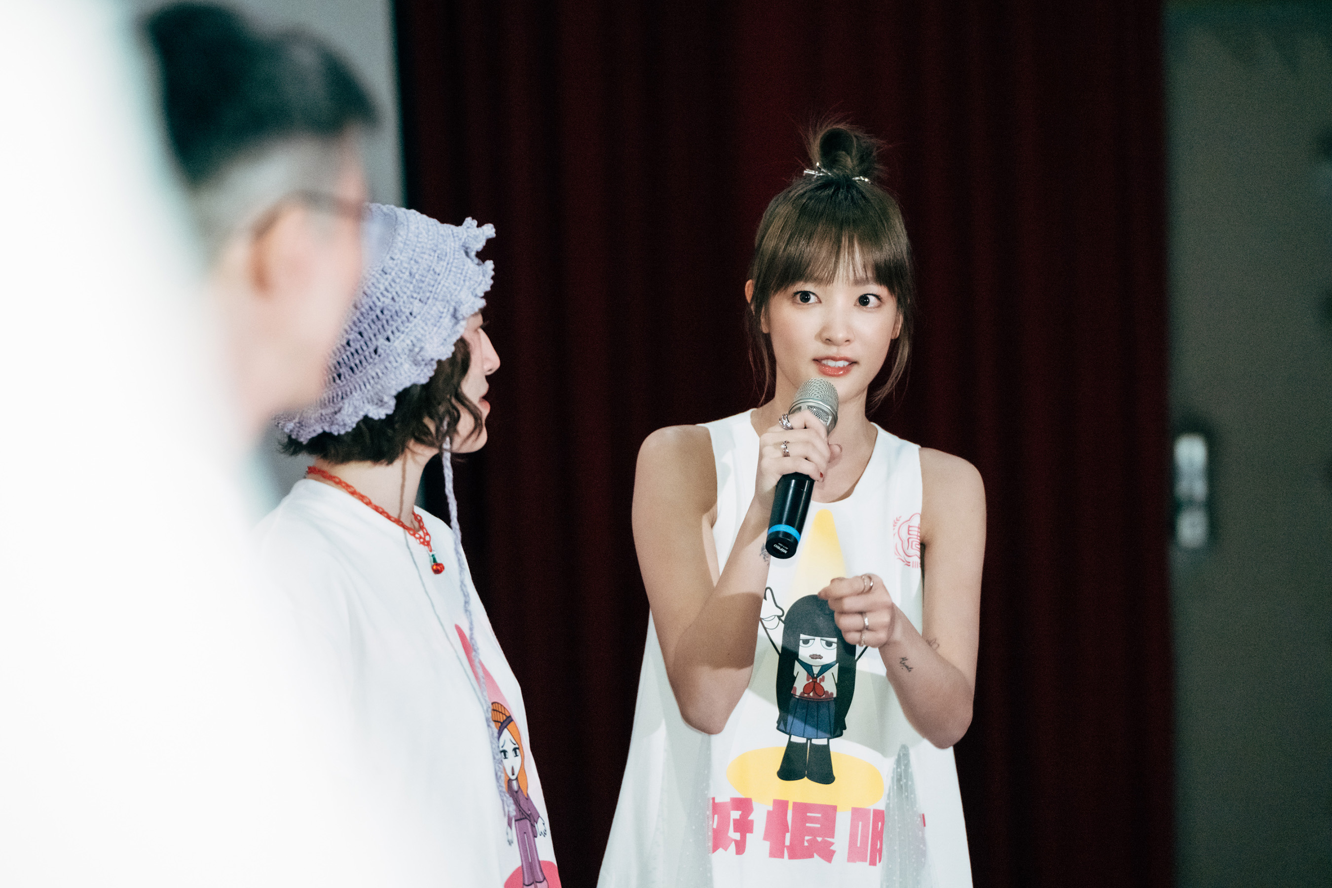 王淨的台詞「好恨啊！」成了她一出場，全場觀眾就一起高喊迎接她的金句。（牽猴子提供）