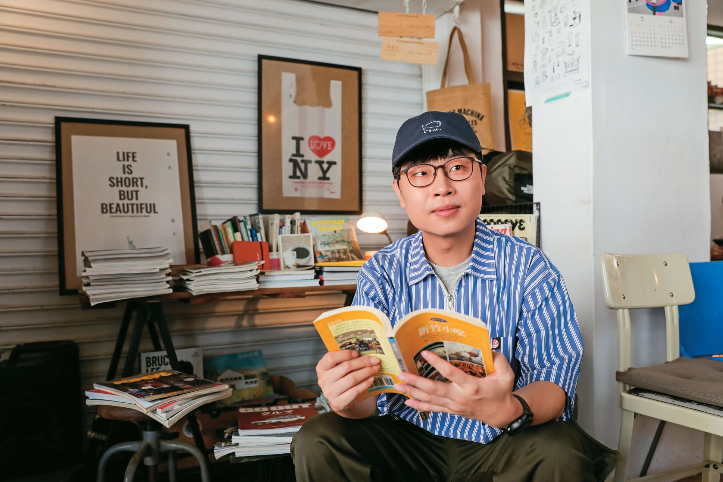 YouTuber藍亦明透過影片，溫存不同世代新竹人記憶中的美食與鄉愁。