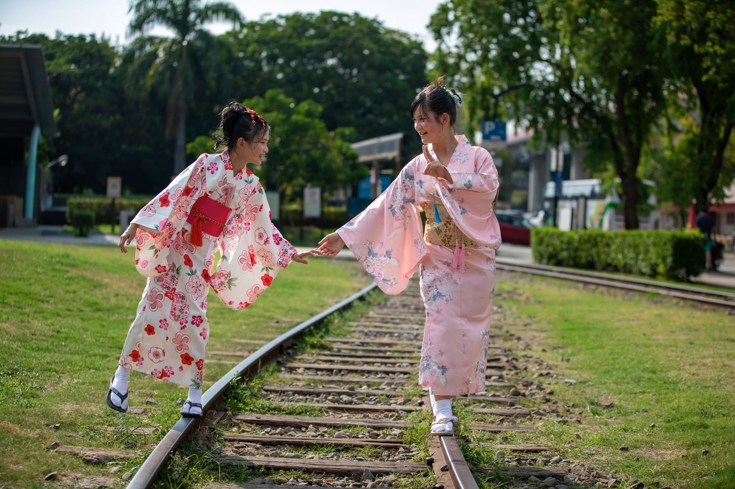 來北投體驗花浴衣,漫步在古色古香的北投裡。(圖/臺北市政府觀光傳播局)