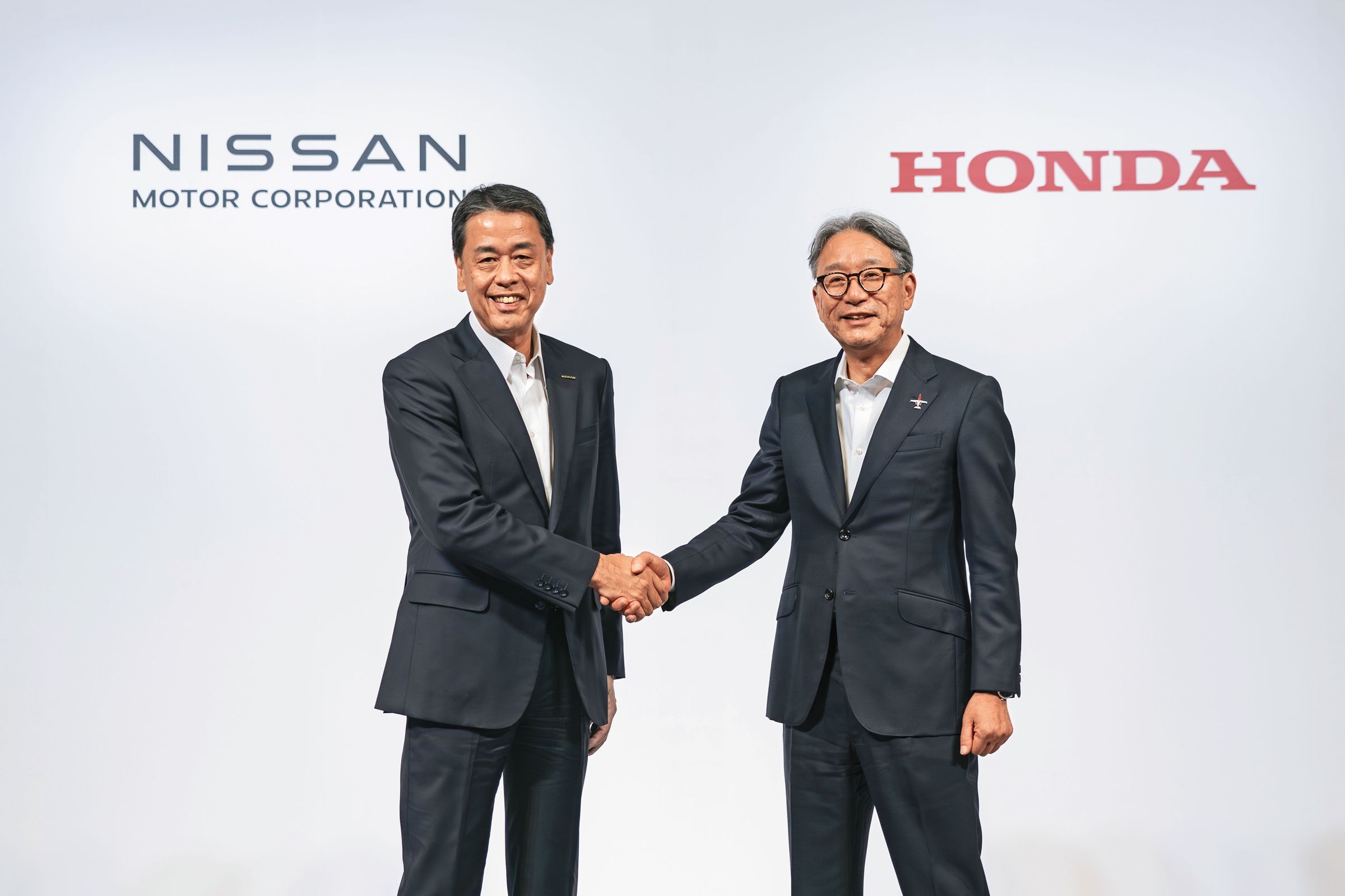 日產汽車（NISSAN）與本田汽車（HONDA）的合資案觸礁，傳出鴻海仍有意入股日產。（NISSAN汽車提供）