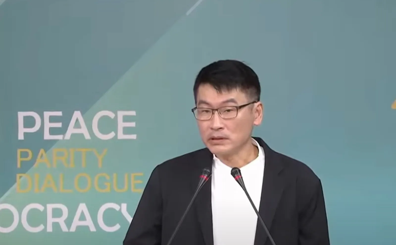 陸委會表示，軍公教核心人員不得在中國設籍，明年起常態查核。（翻攝自陸委會直播）