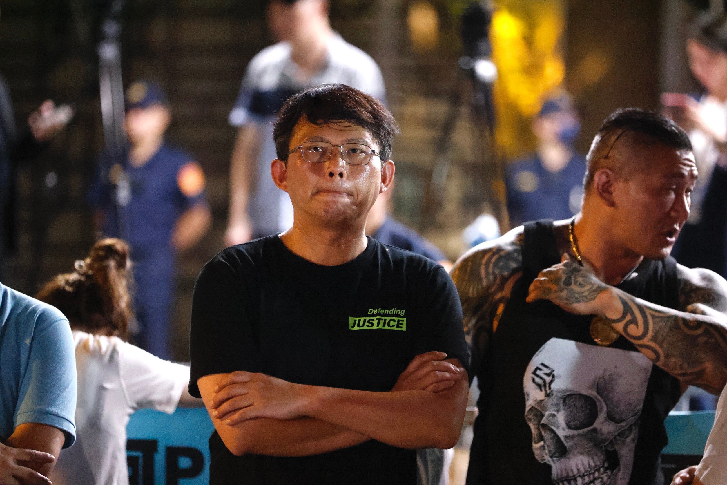 民眾黨立院黨團總召黃國昌2年前貼文被挖出。