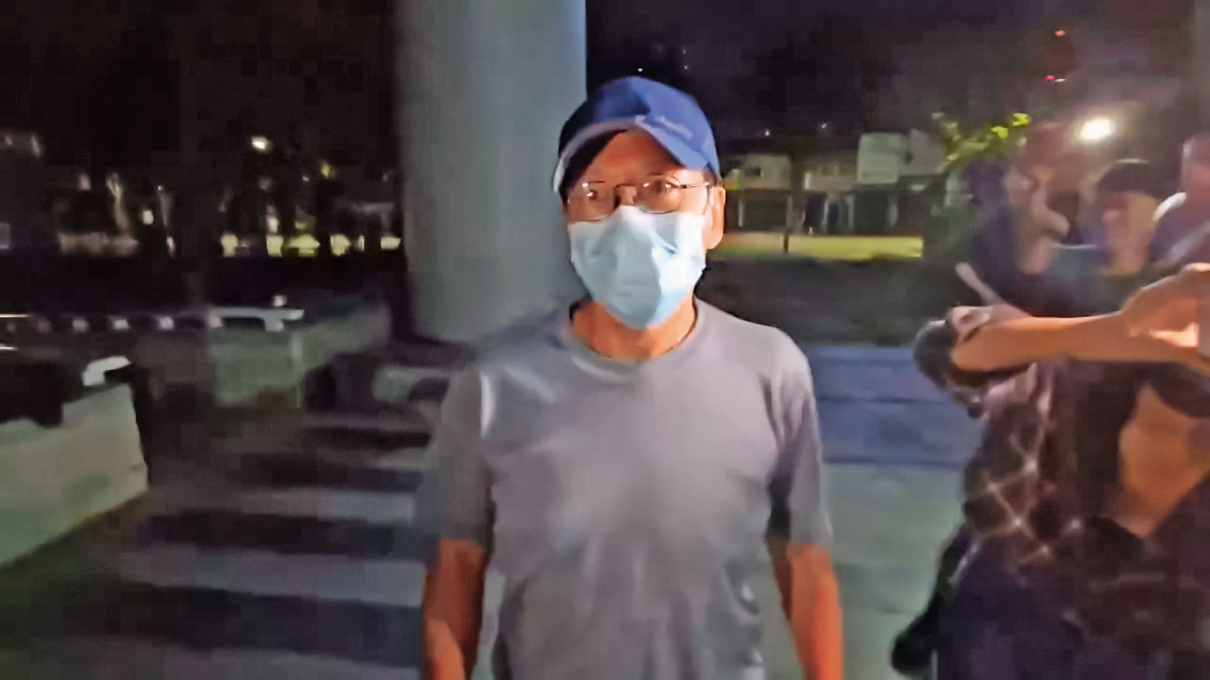 身兼國民黨中常委的高雄市議員黃紹庭涉詐領助理費上千萬元遭收押禁見。(鏡新聞提供)
