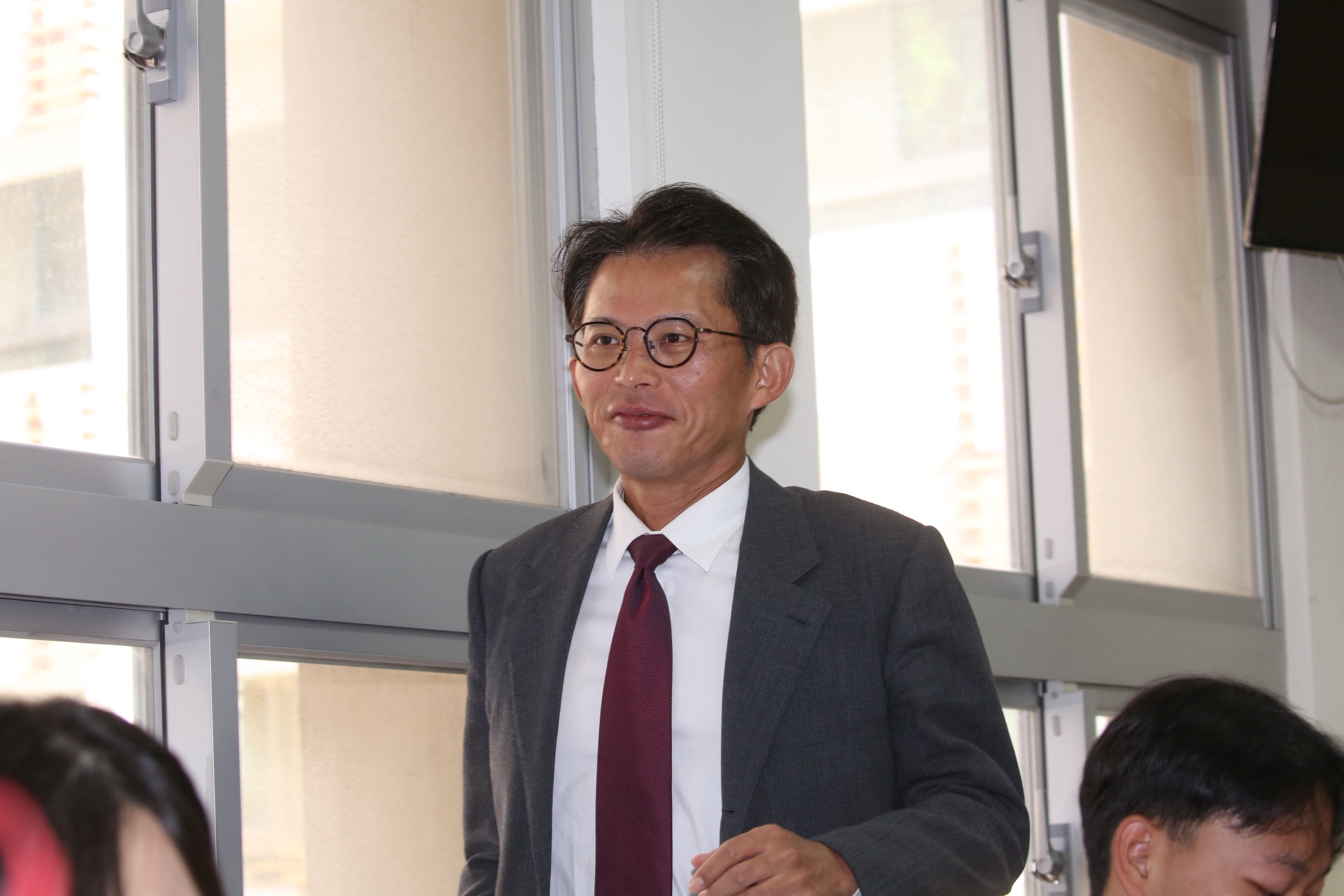 李正皓今天po文，批評黃國昌面對鐵證還問A答B，「我唯一佩服黃國昌的只有腦袋中的成語詞彙，遠超一般正常人。」（鏡報董孟航攝）