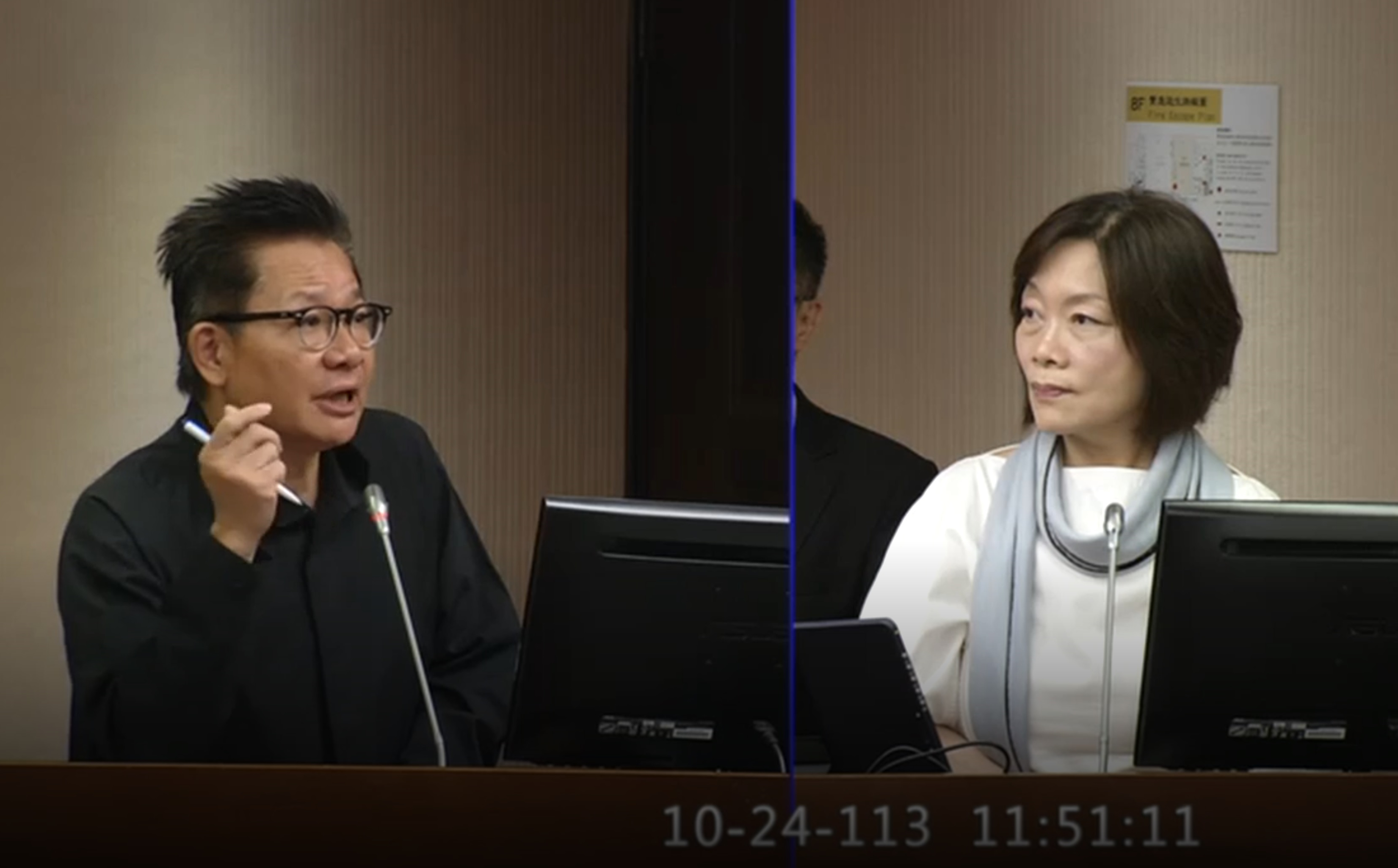 立委吳春城（左）提案《壯促法》草案，今在立院社會福利及衛生環境、經濟委員會聯席審查，勞動部長何佩珊（右）列席備詢。（翻攝自國會頻道）