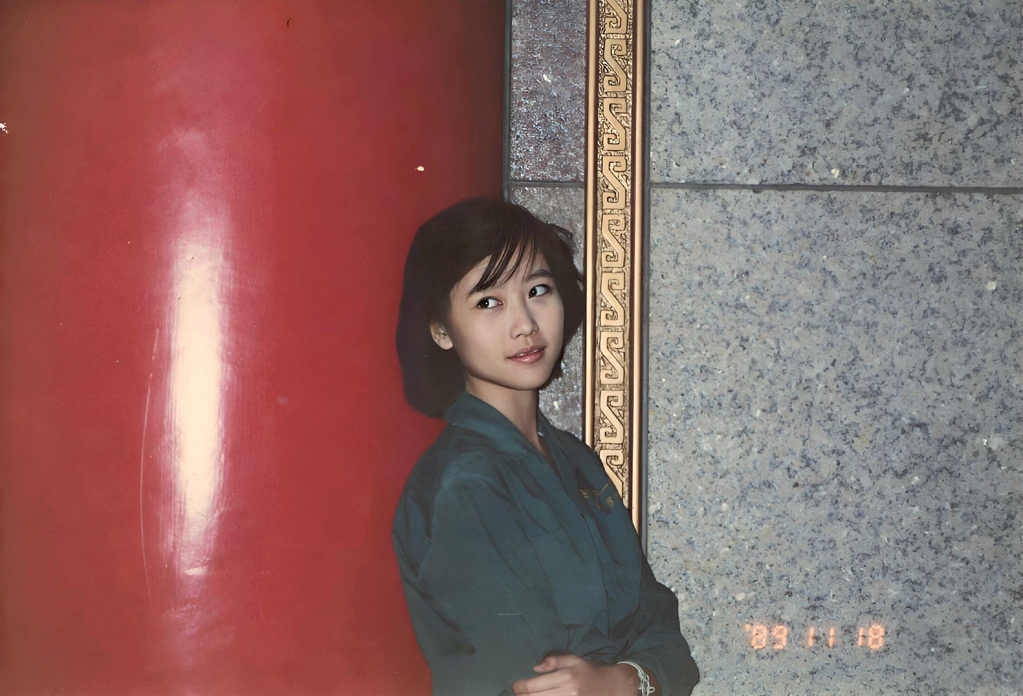 寇乃馨分享34年前的清純學生照,眾人驚呼「超級仙女耶」「美麗又清純」。(翻攝自寇乃馨臉書)