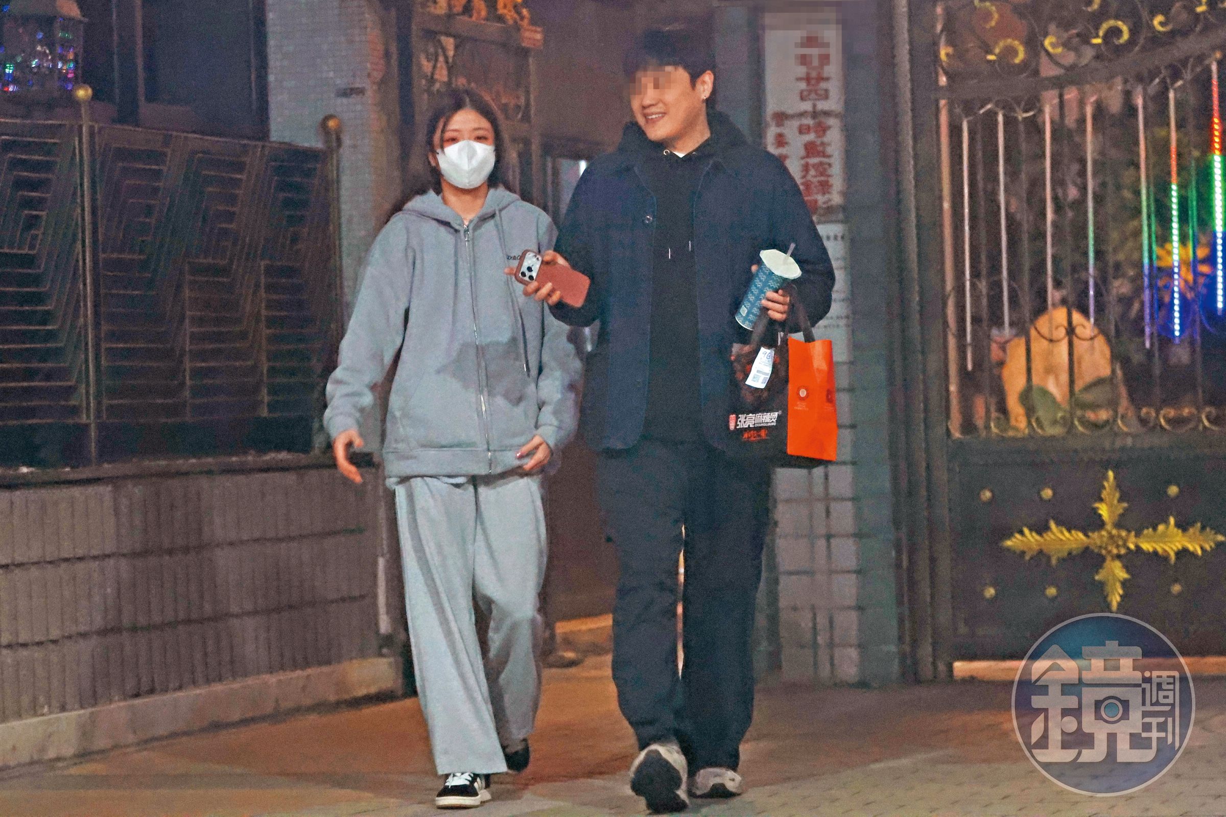 本刊直擊揮別不倫流言的柳柳(左),身邊出現一名駕駛BMW,貼心接送的護花使者,而且兩人在她家相處4個小時。