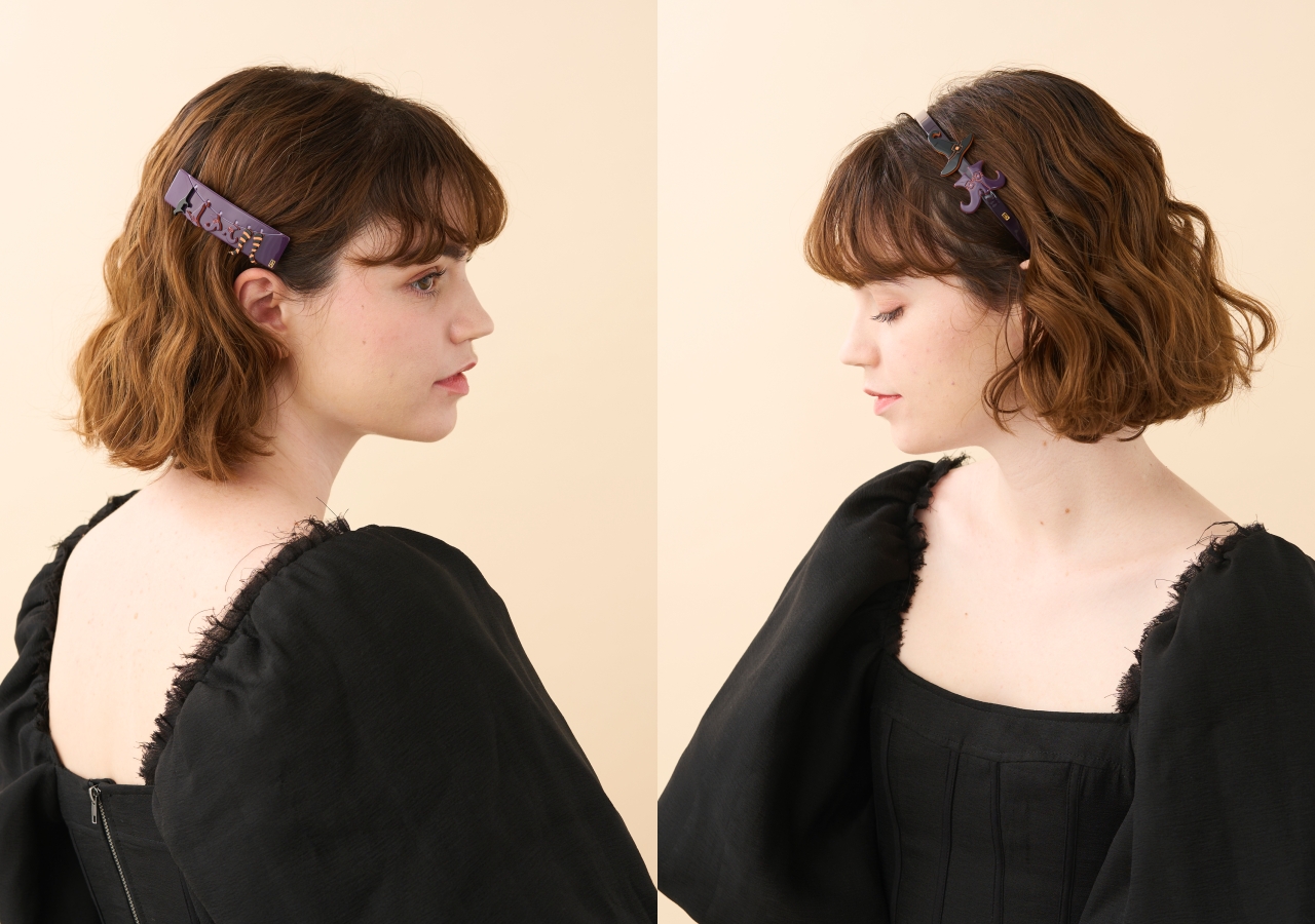 （左）萬聖節仕女夾NT$3,600、（右）萬聖節髮箍NT$3,500。（台灣八木通商提供）