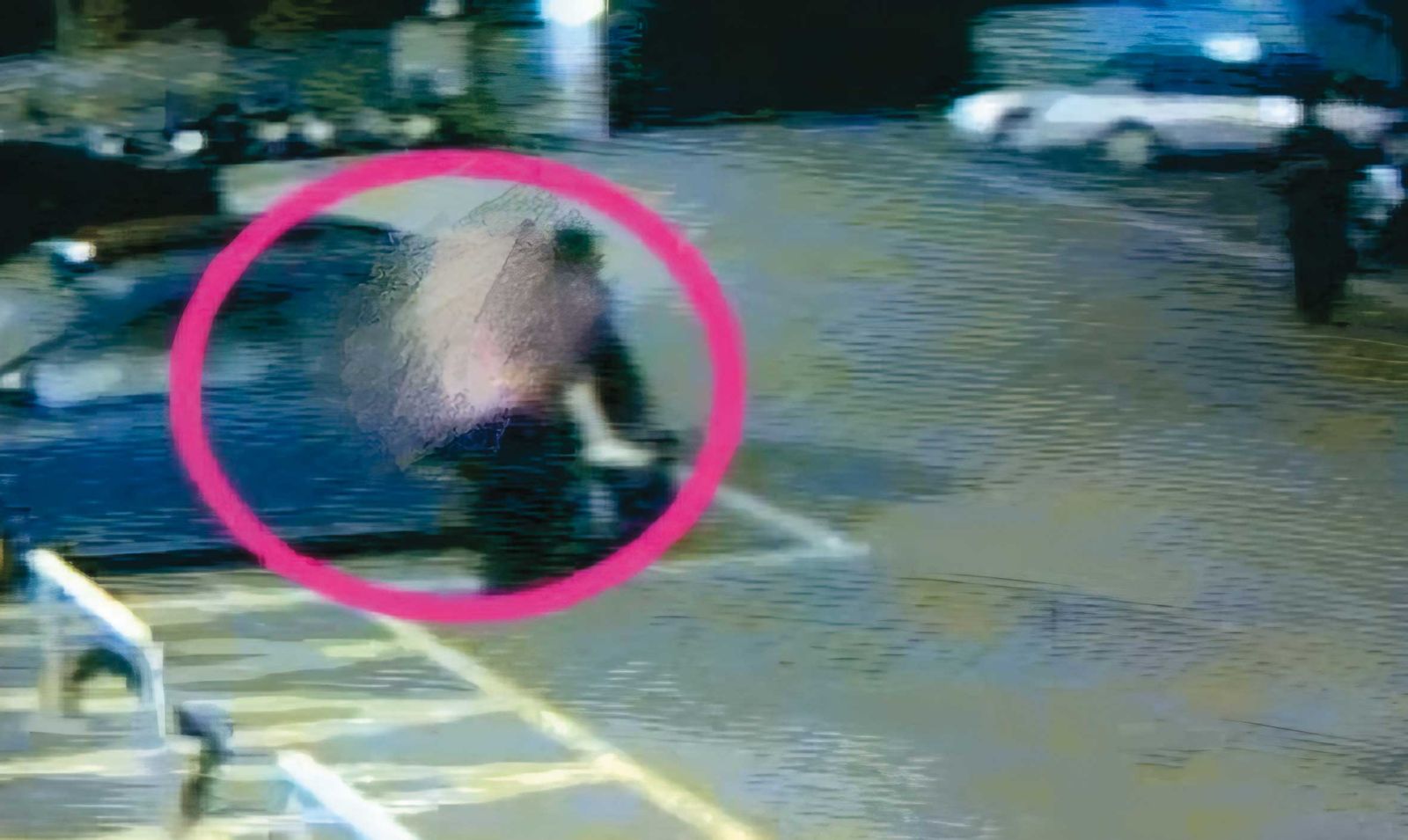 載女友屍逛大街1／「我得不到別人也別想」　他勒死女友布疑陣戲耍記者刑事局