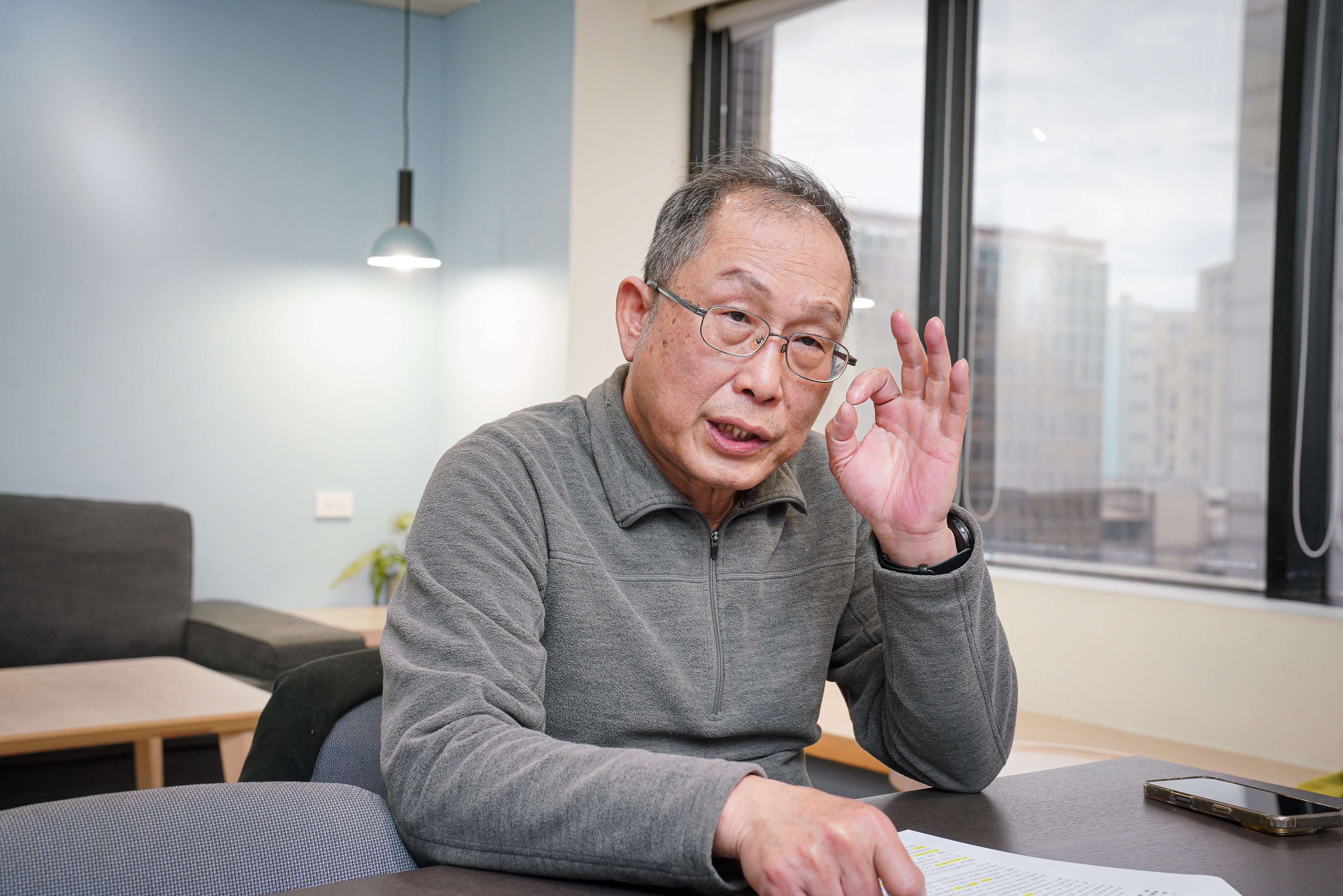 謝佳穎認為，今年台股最大變數，在AI是否泡沫及法人出場時機。