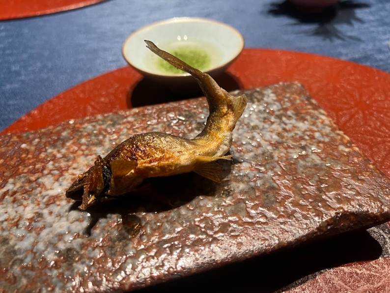 小小一尾宜蘭香魚，卻能嘗到三吃的滋味。