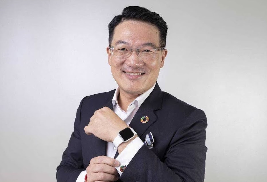 基隆市政府民政處長張淵翔涉查詢戶政系統個人資料，以協助罷免連署遭裁定40萬元交保並限制住居。（翻攝自基隆市民政處官網）