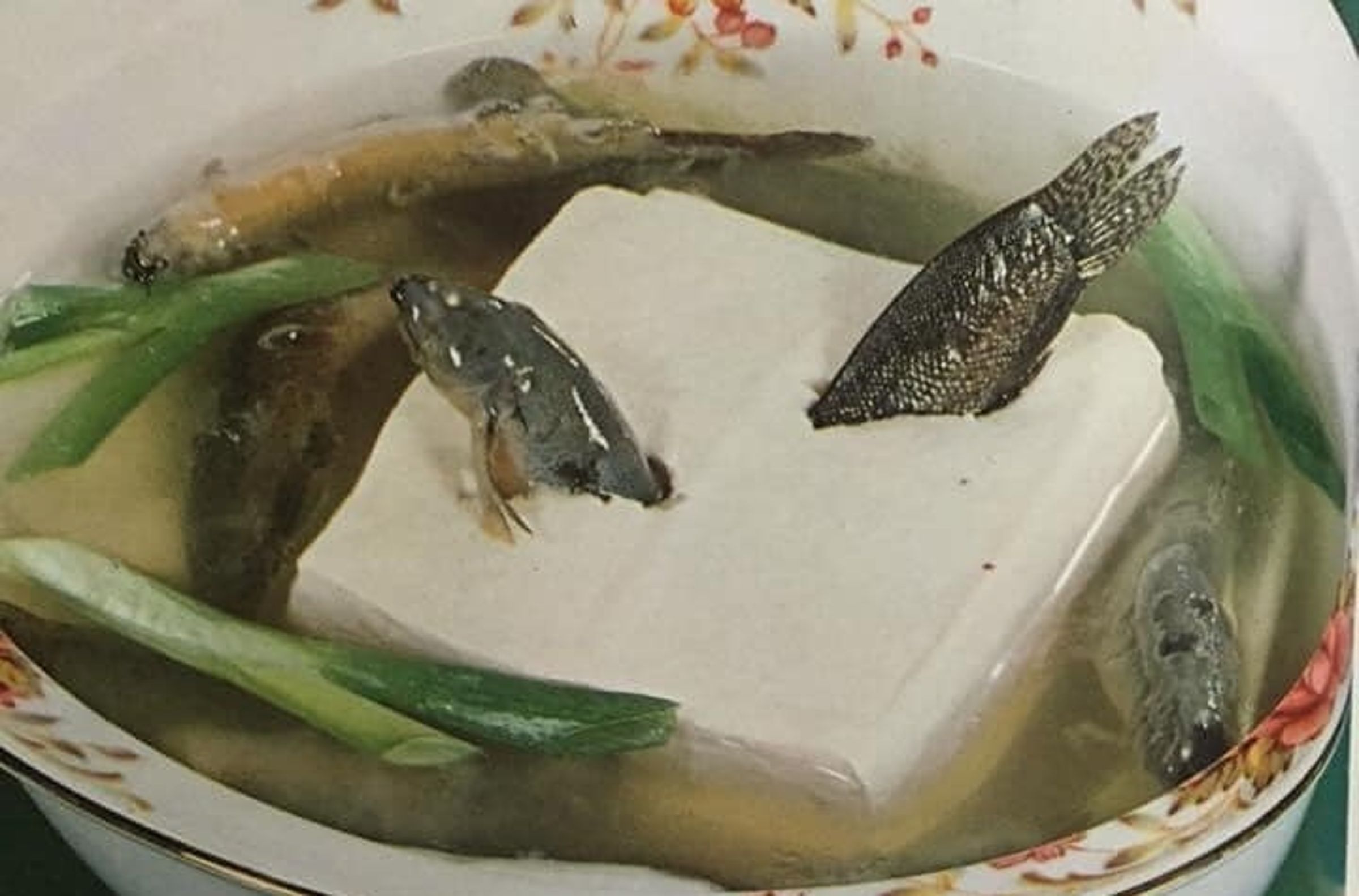 馬卡人妻分享40年前的食譜,掀起討論。(翻攝自馬卡人妻臉書)