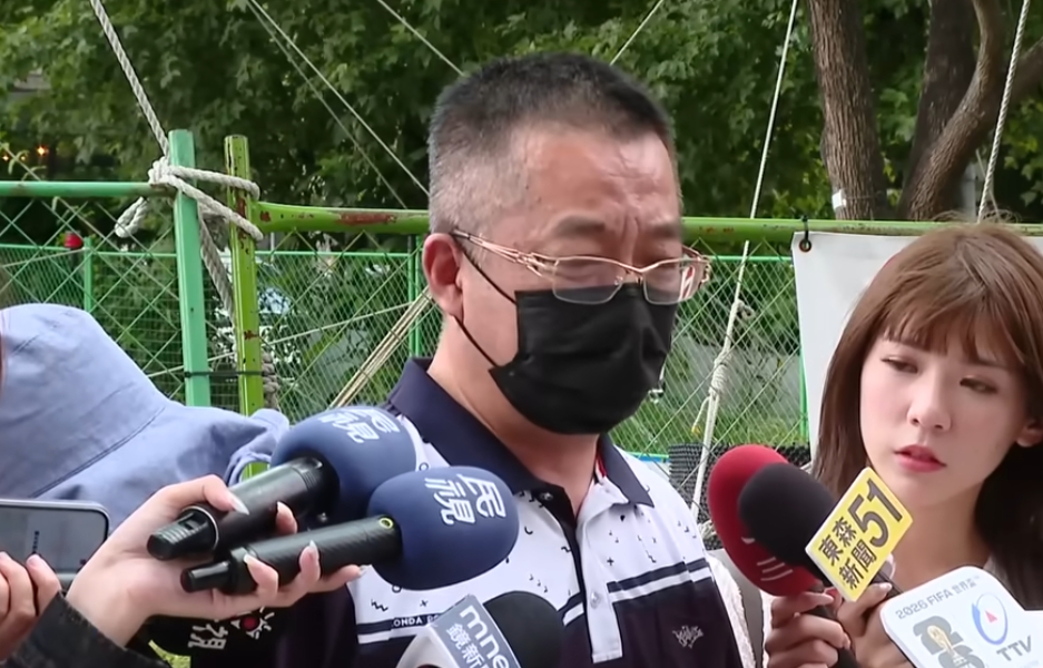 北科大一名研究生不堪龐大壓力走上絕路,生前訊息點出指導教授長期刁難,家屬悲慟希望校方好好調查。(鏡新聞)