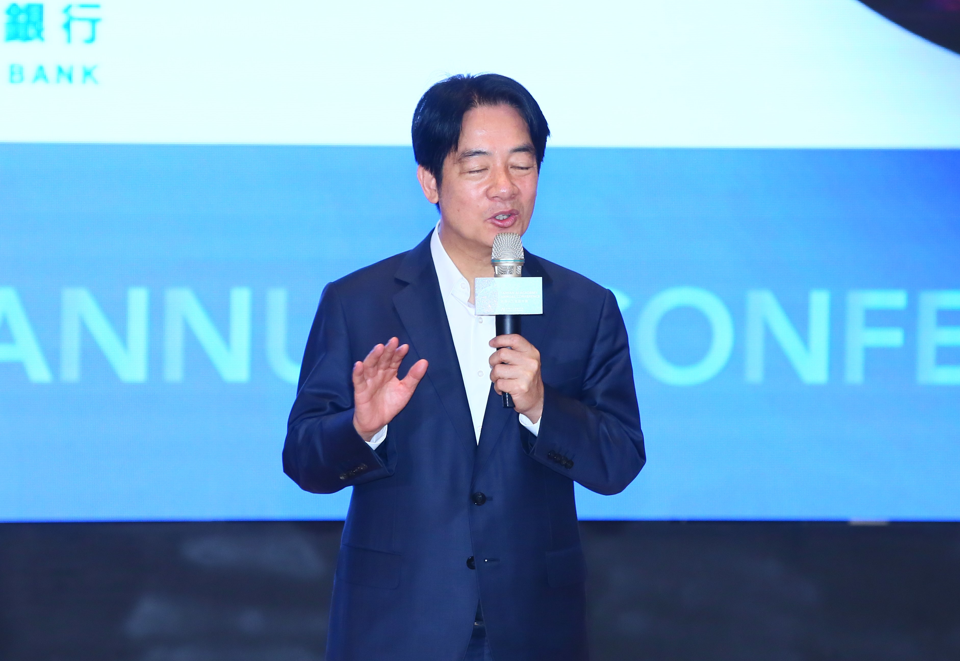 賴清德希望藍白基於自己政黨的自由意志，不希望中國介入這場選舉。（本刊資料照）