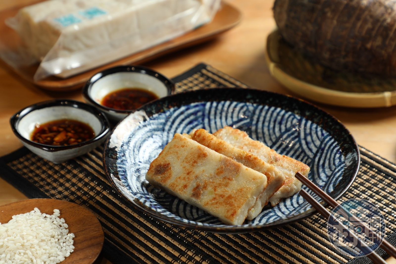 蘇吉民說,自家使用天然食材,即使放冷都能吃到食材香氣,唯獨「芋頭蘿蔔糕」趁熱吃香氣才最足。(內用70元/3片,冷藏真空包160元/8片)